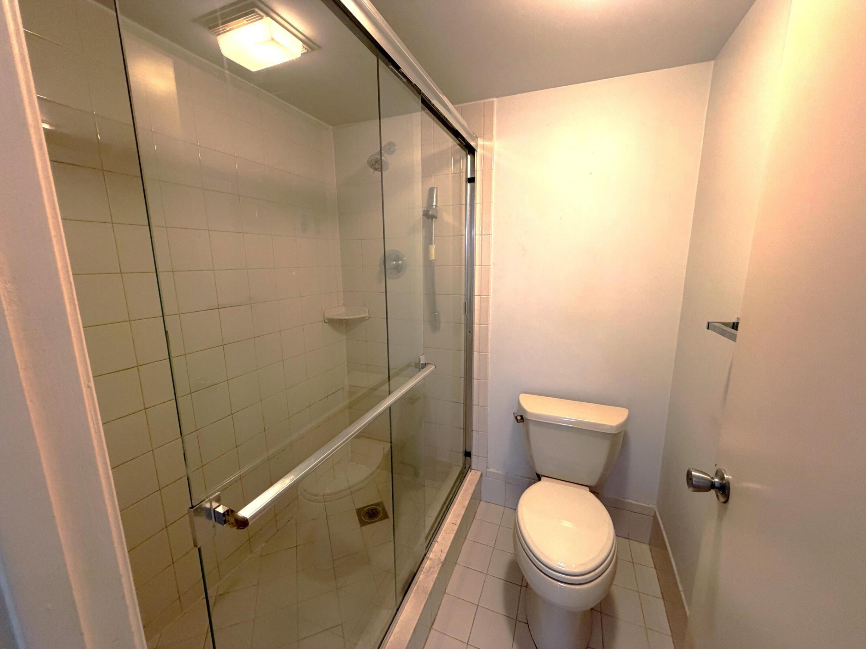 1200 Sw 130th Avenue 210-g Property Photo 19