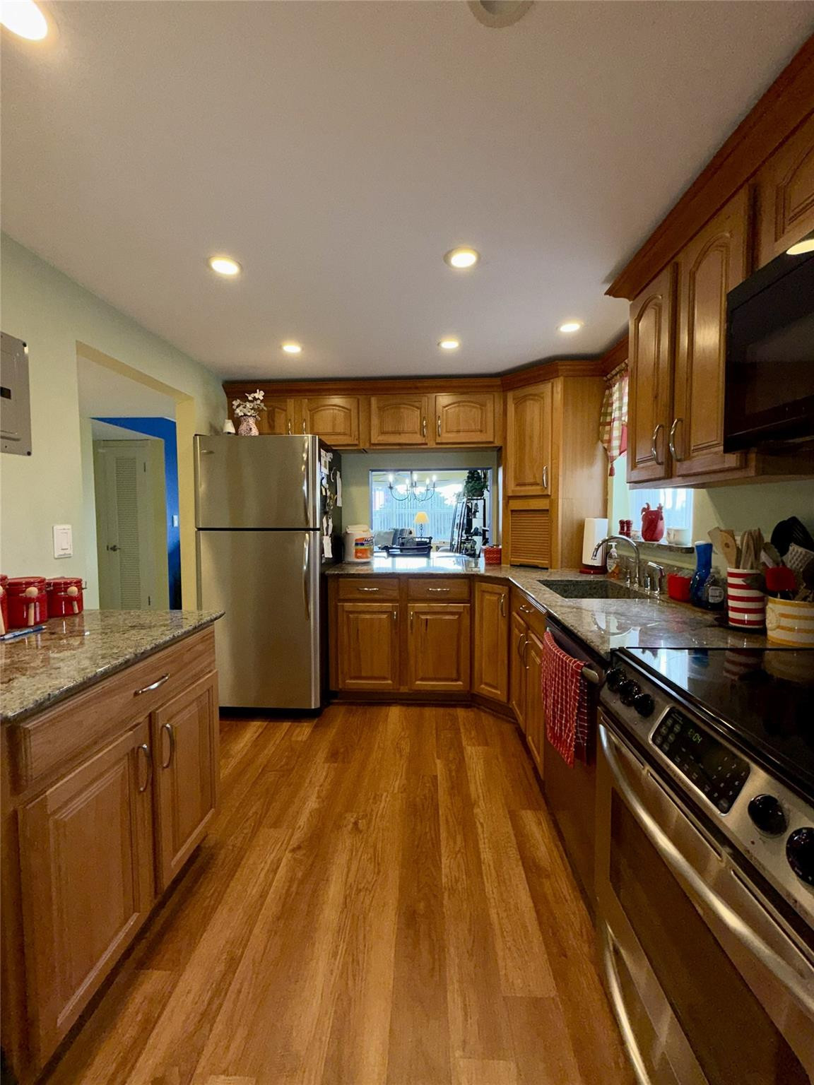 2304 S Cypress Bend Drive 615 Property Photo 10