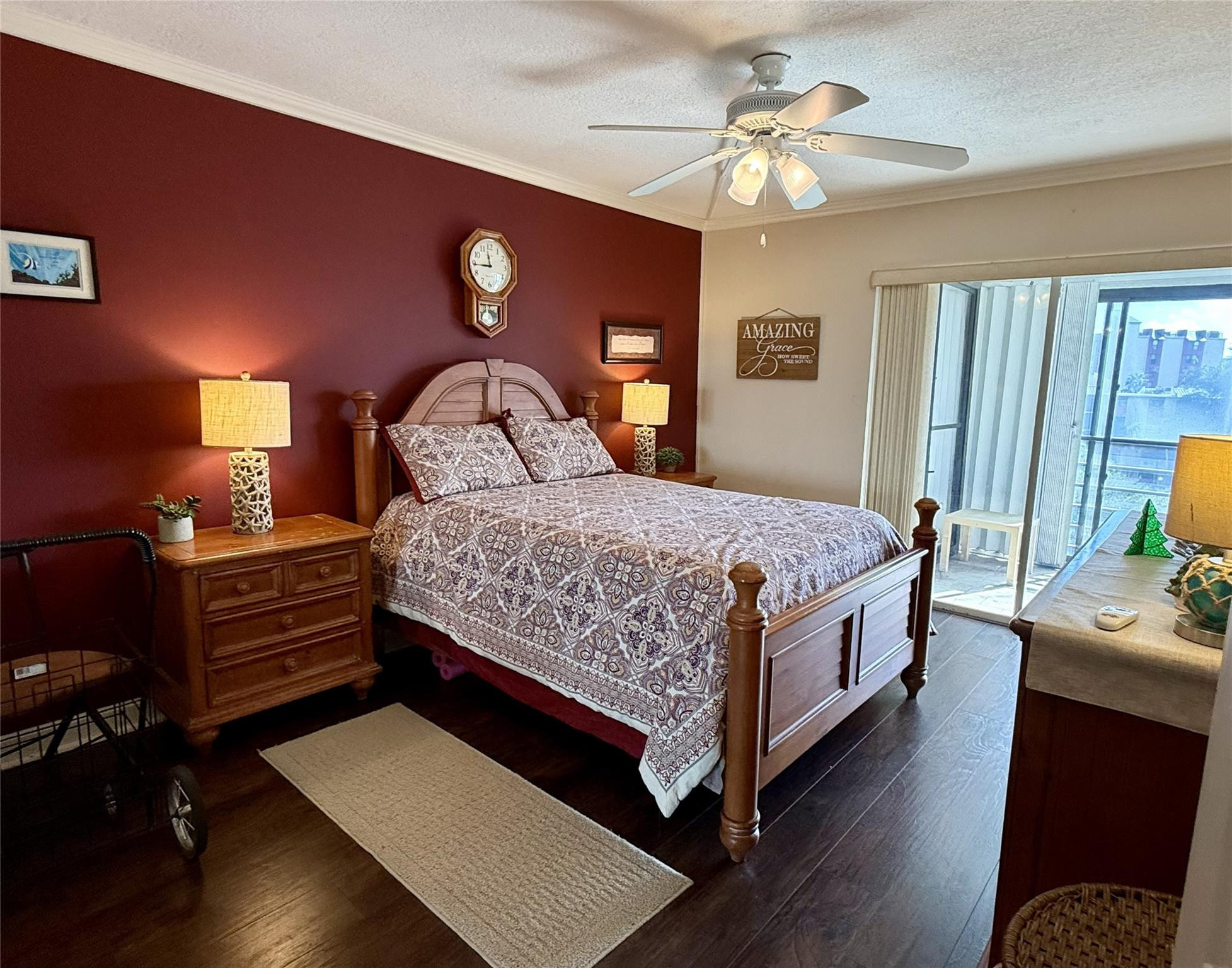 2304 S Cypress Bend Drive 615 Property Photo 12