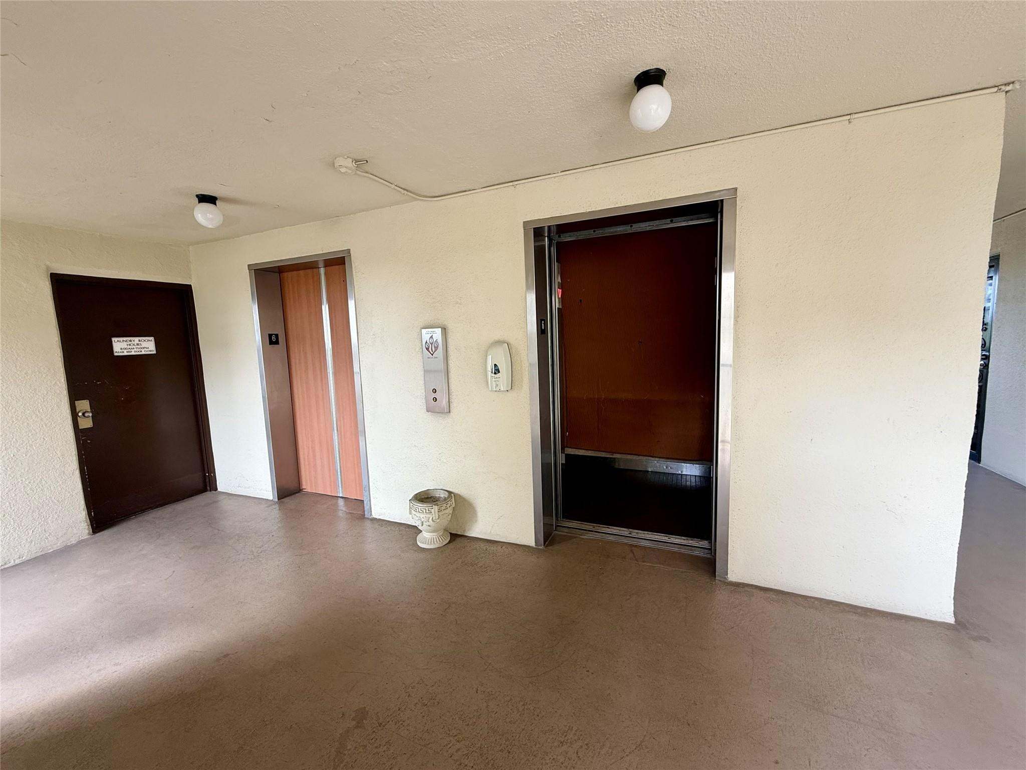 2304 S Cypress Bend Drive 615 Property Photo 21