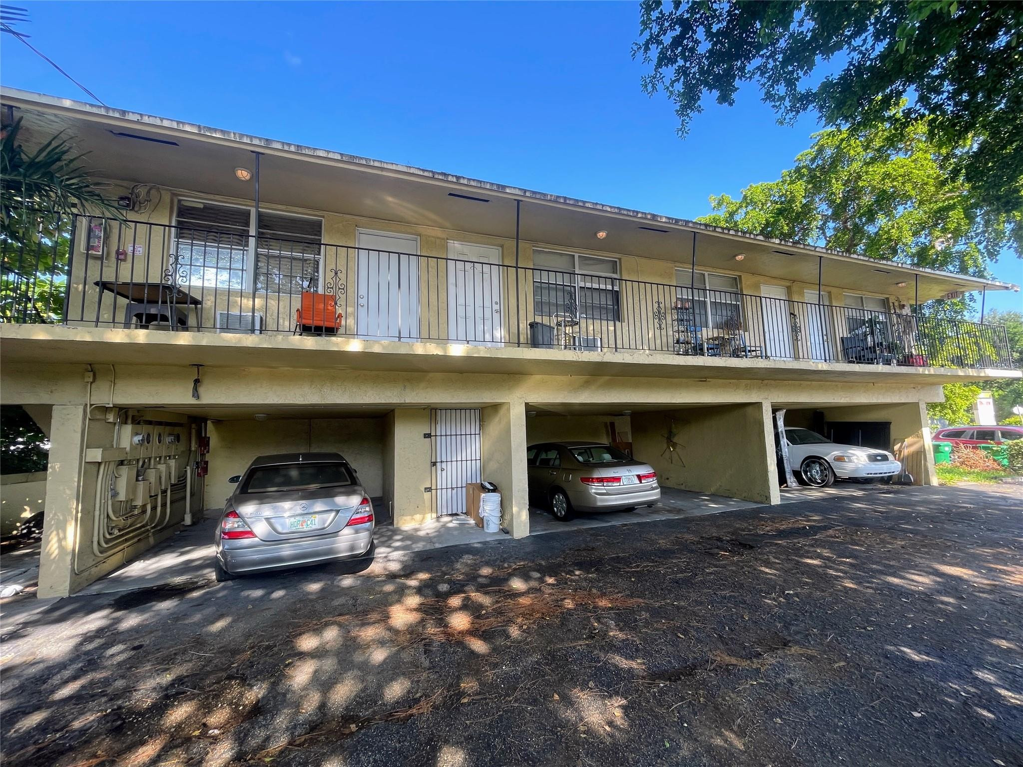 2800 W Sunrise Boulevard