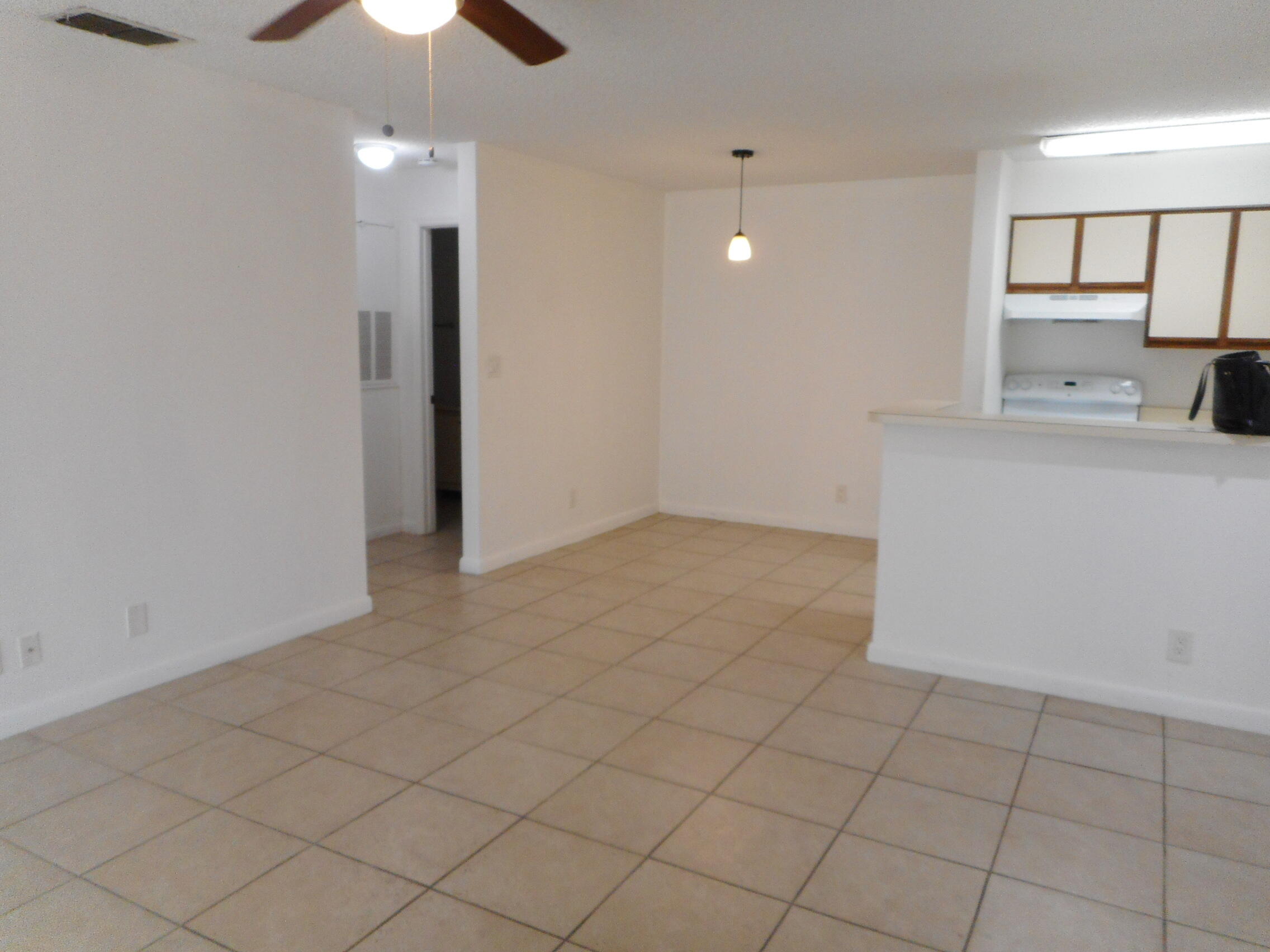 2926 S University Drive 6205 Property Photo 7