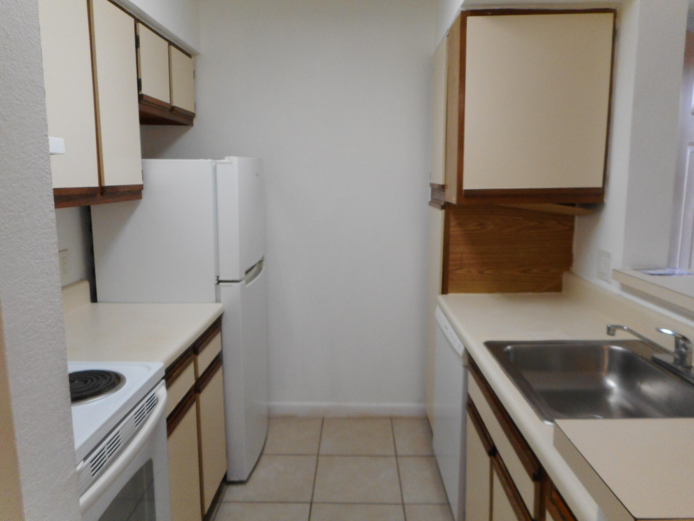 2926 S University Drive 6205 Property Photo 10