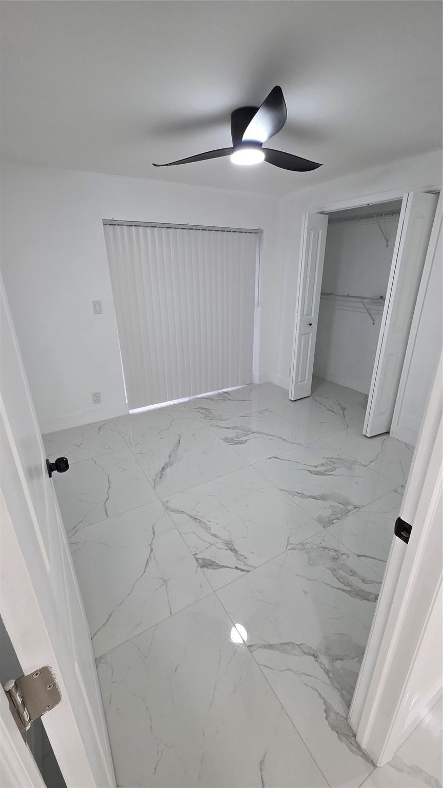 5332 Nw 18th Street 1-o Property Photo 5