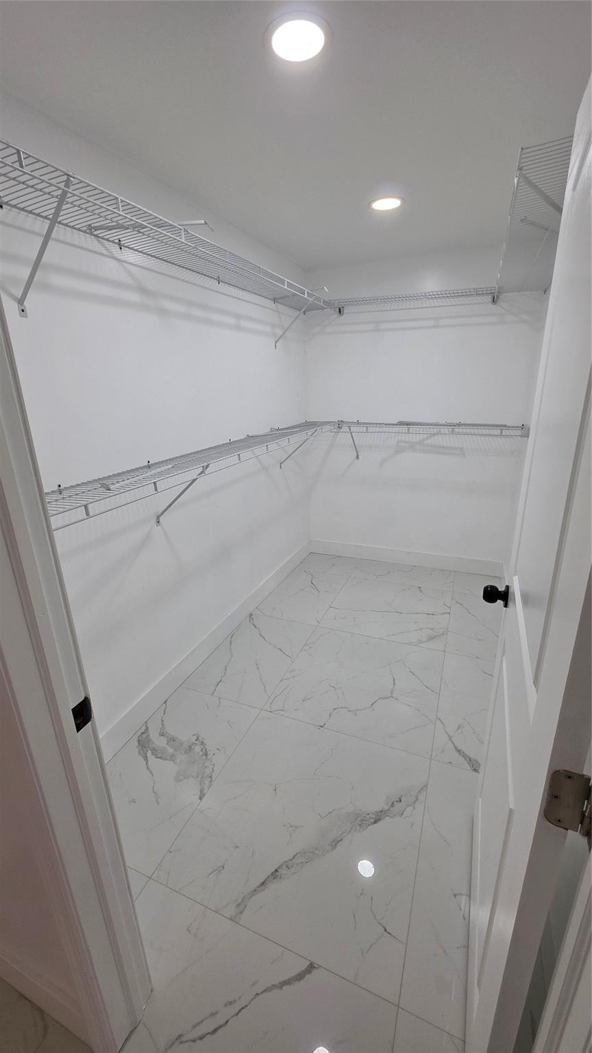 5332 Nw 18th Street 1-o Property Photo 11