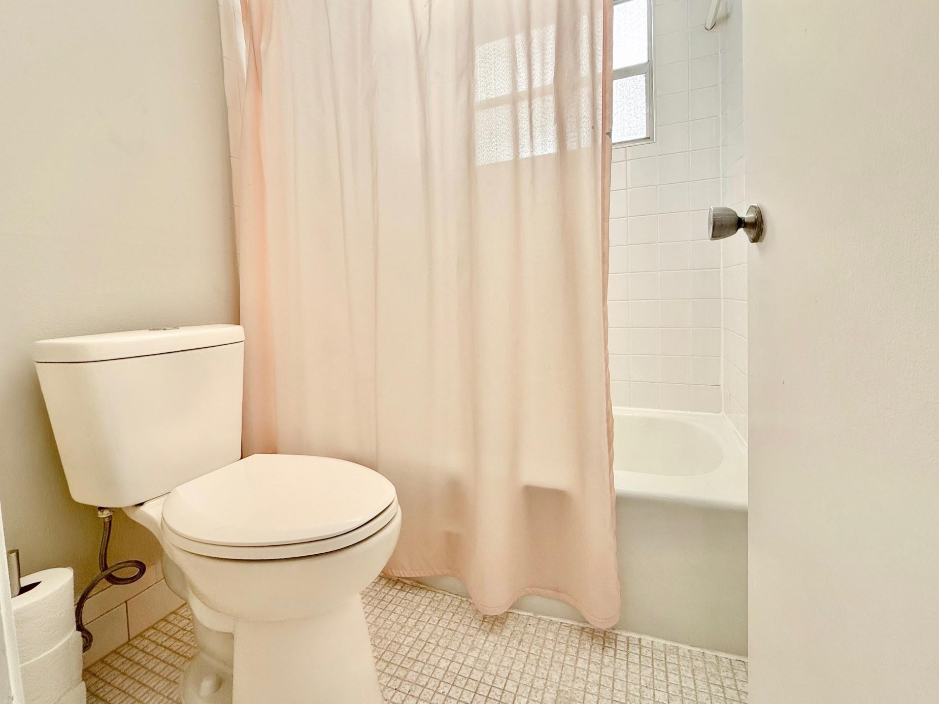 4401 Nw 41st Street 104 Property Photo 13
