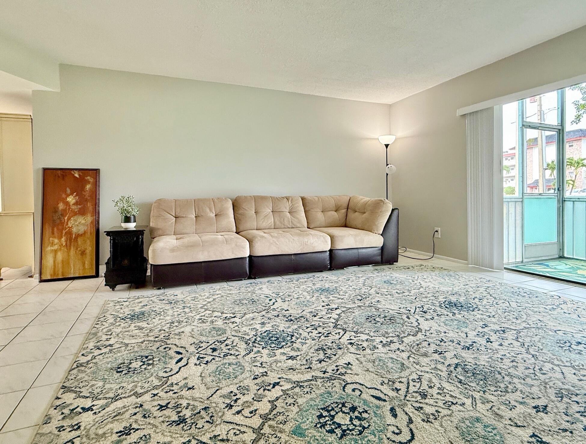 4401 Nw 41st Street 104 Property Photo 17