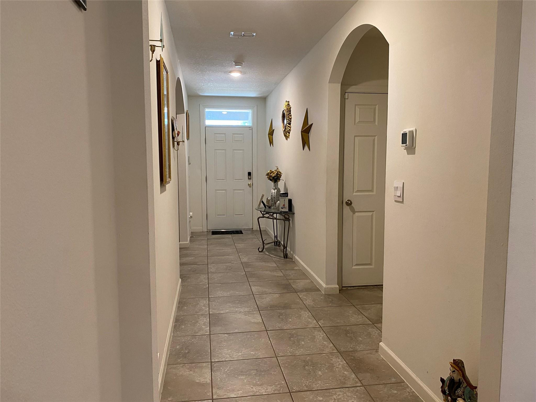 5604 Amusement Avenue Property Photo 5