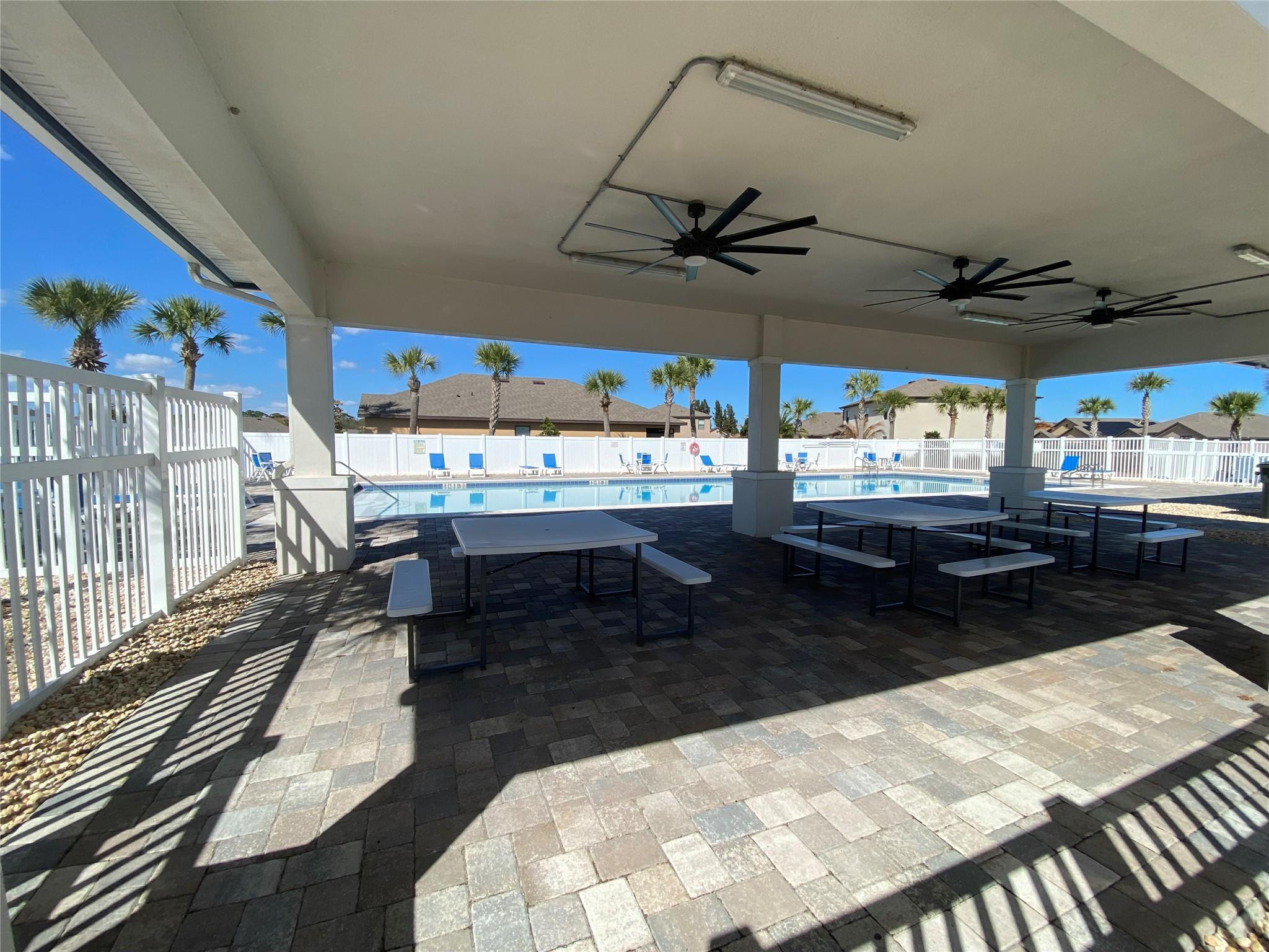 5604 Amusement Avenue Property Photo 16