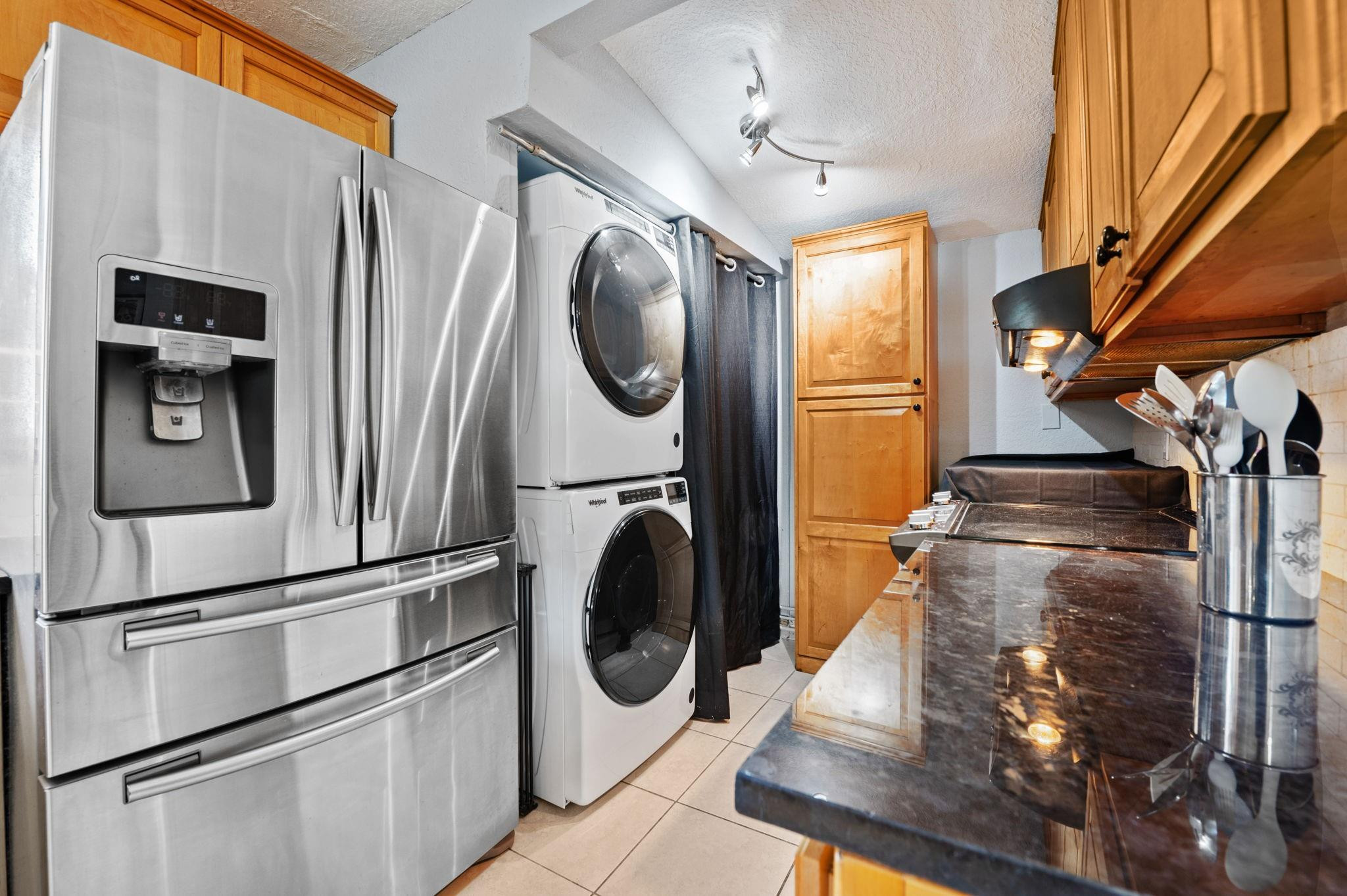 5554 Sw 6th Street Property Photo 7