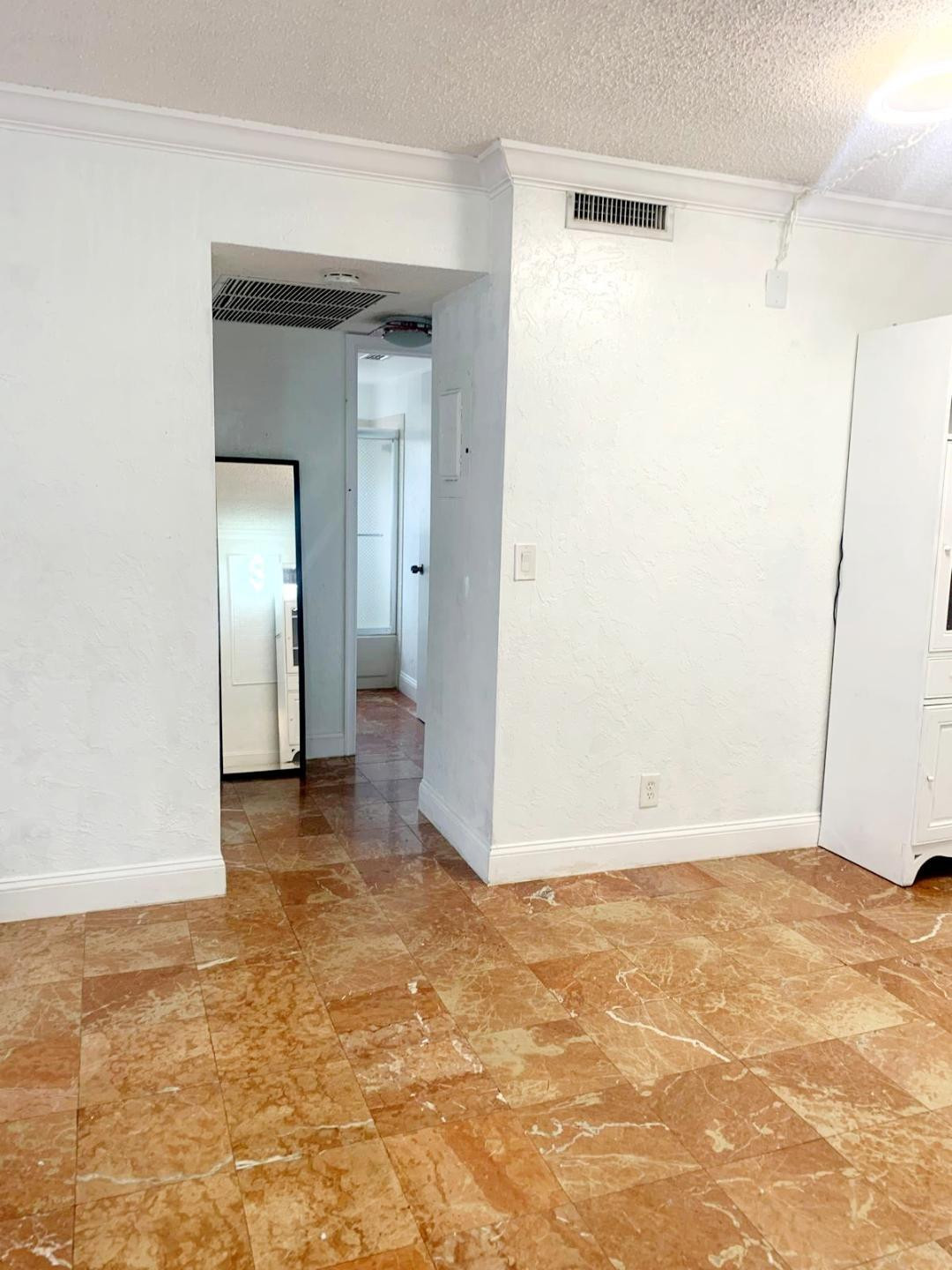 10234 Twin Lakes Drive 16-d Property Photo 14