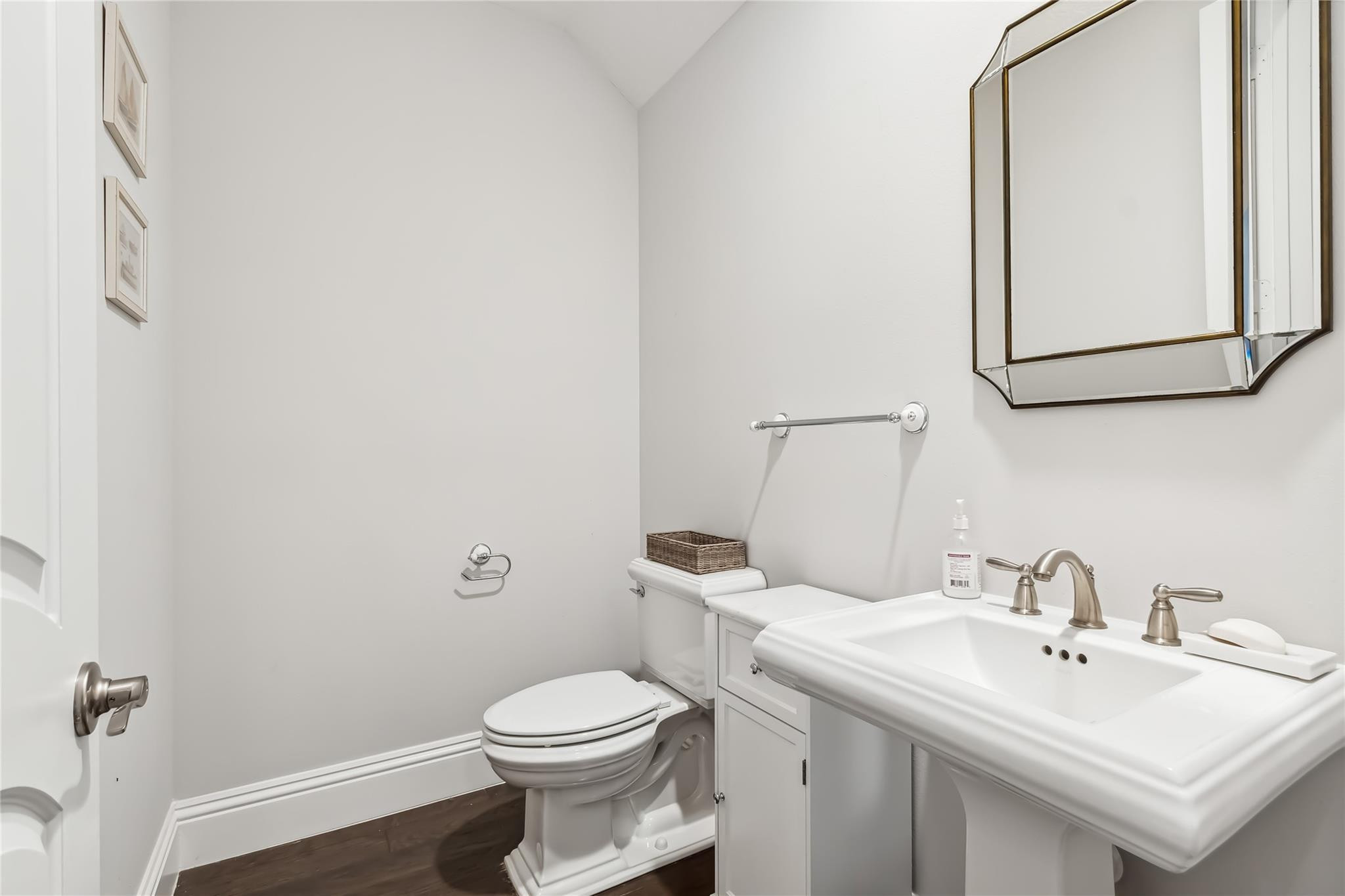 12270 Sunnydale Drive Property Photo 16