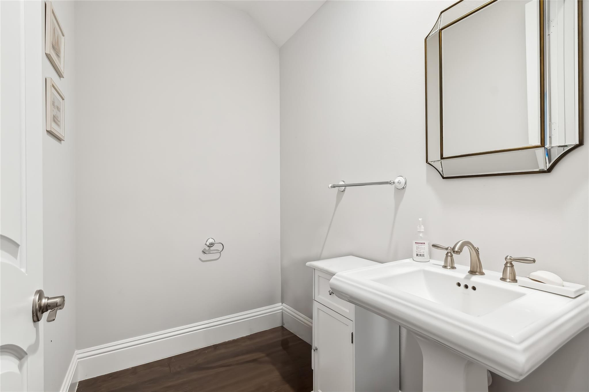 12270 Sunnydale Drive Property Photo 17