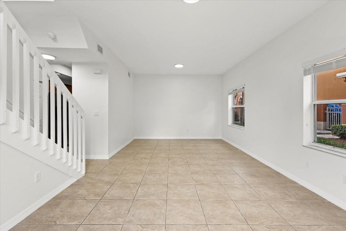 4903 Schooner Drive 5206 Property Photo 4