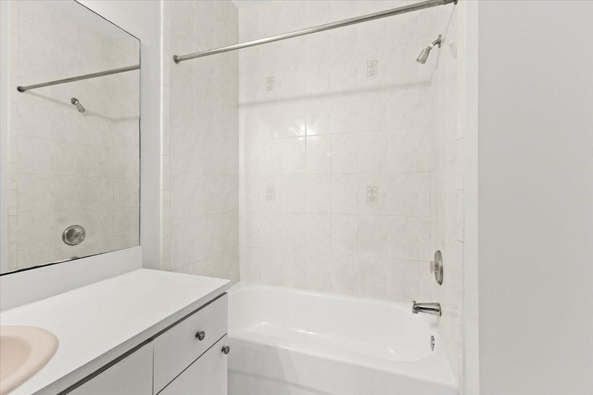 4903 Schooner Drive 5206 Property Photo 21