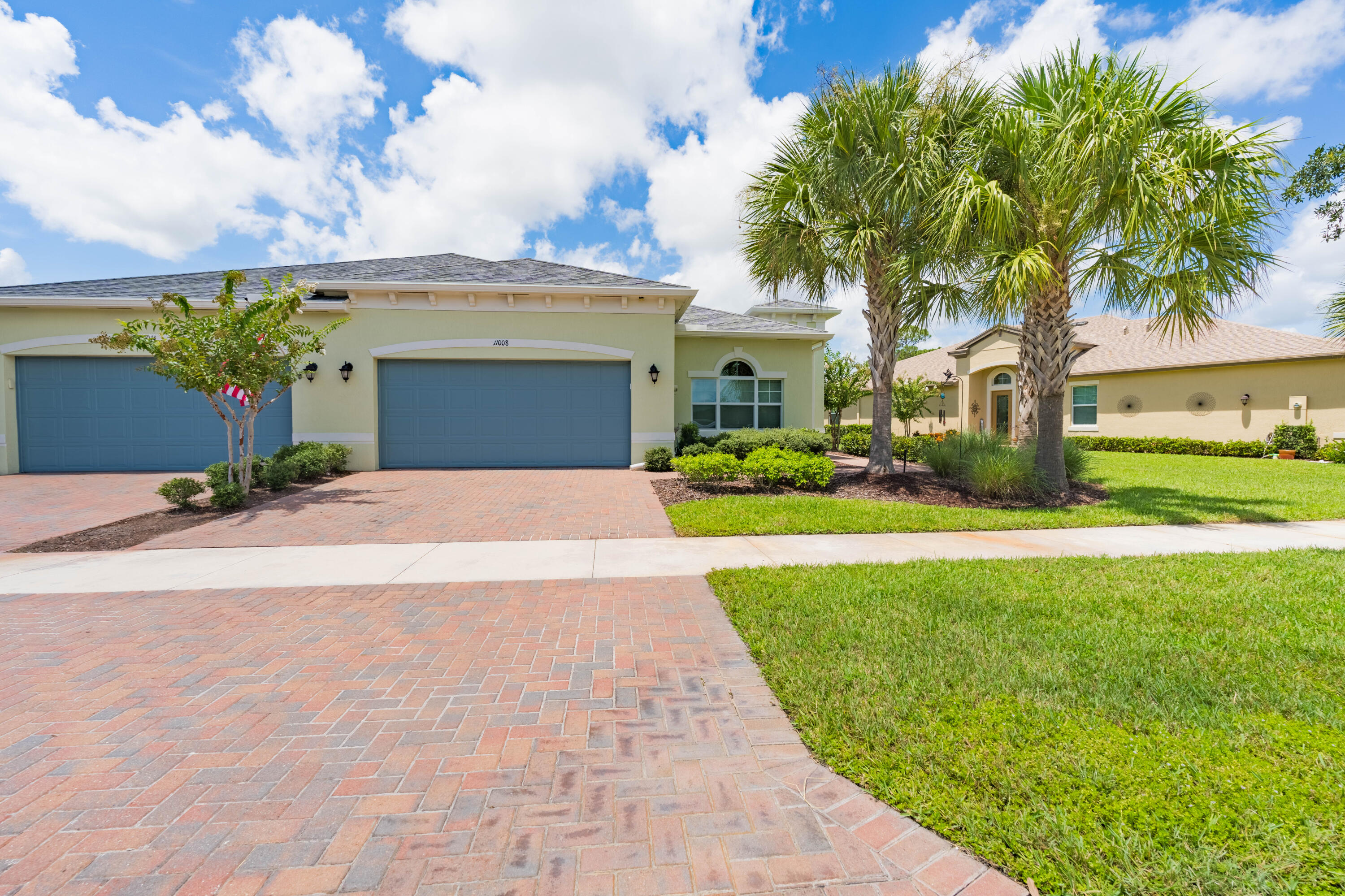 11008 Sw Winding Lakes Circle Property Photo 2