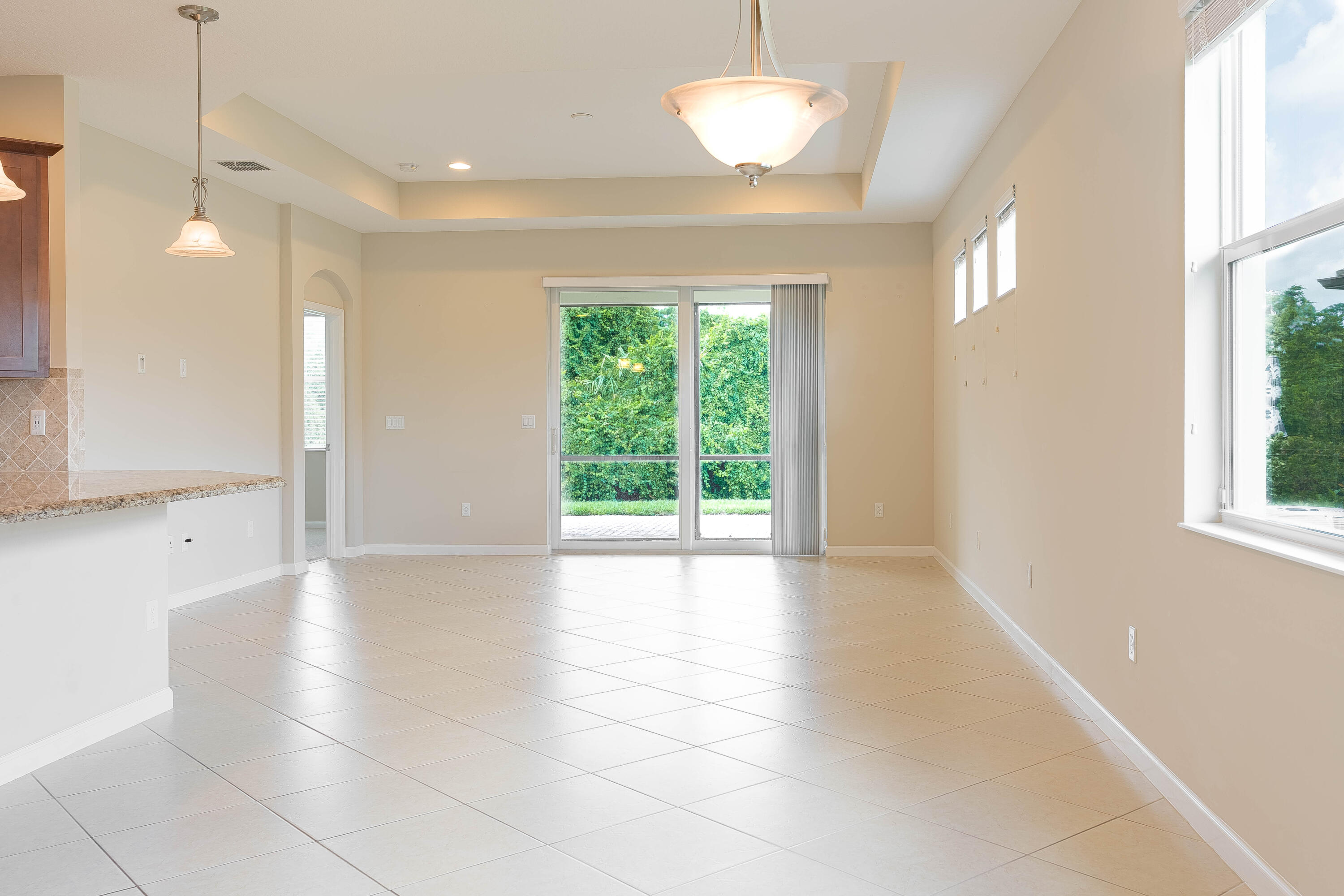 11008 Sw Winding Lakes Circle Property Photo 5
