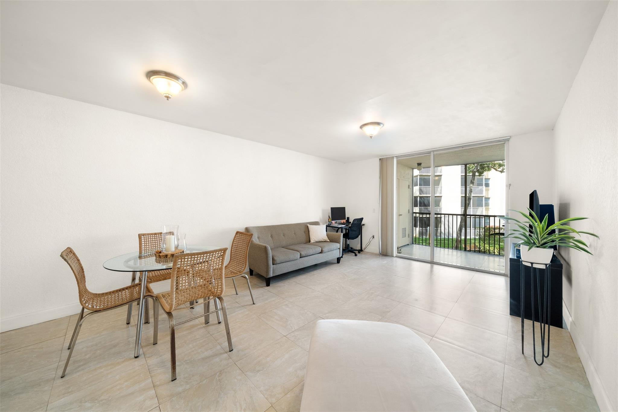 8225 Lake Drive 205 Property Photo 1