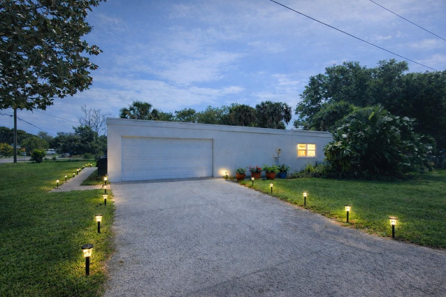 1715 York Court Property Photo 35