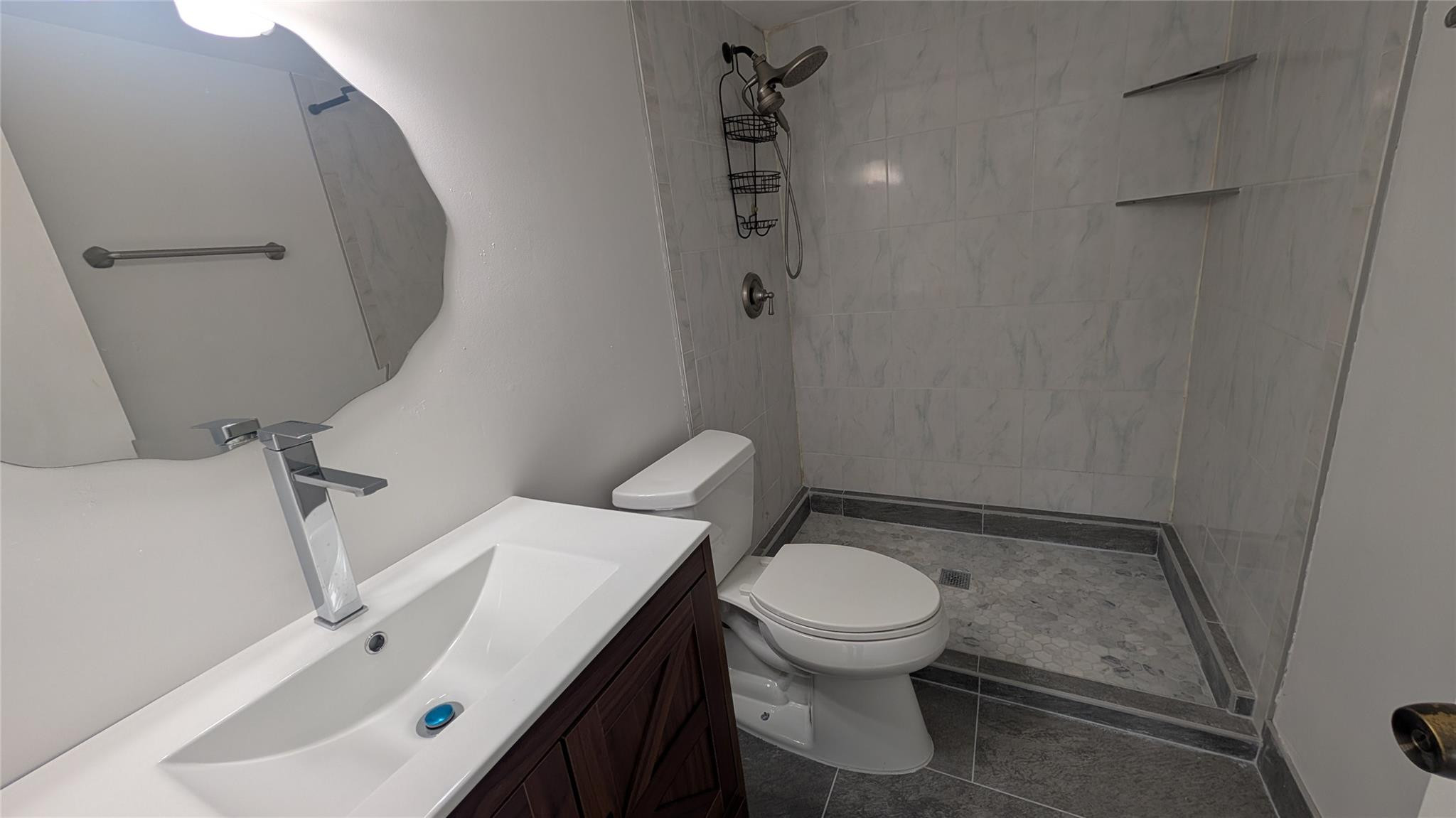 2372 Nw 39th Avenue Property Photo 16