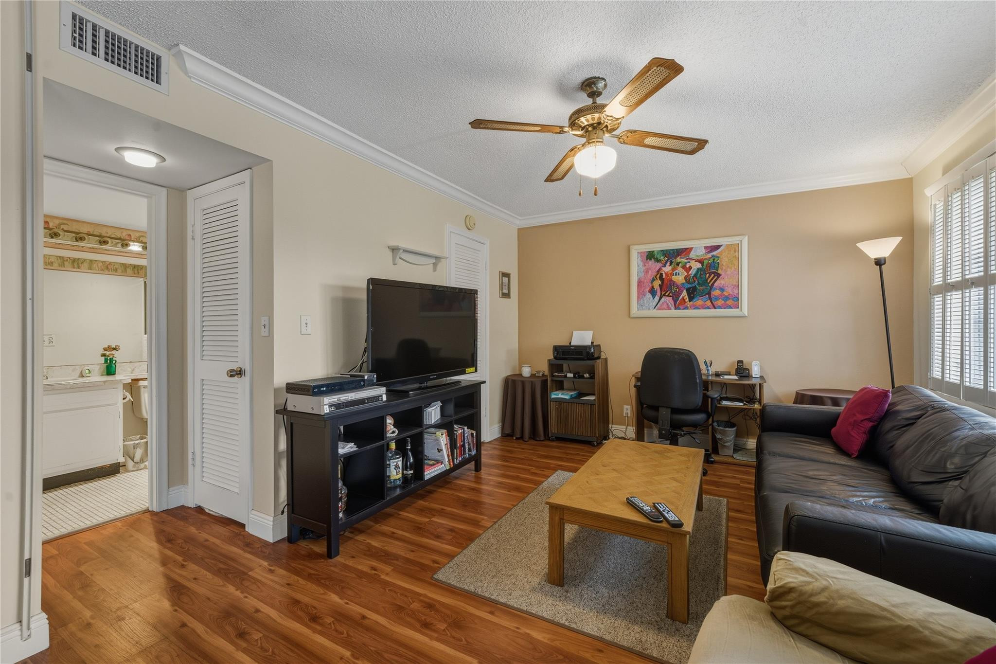 691 S Hollybrook Drive 304 Property Photo 3