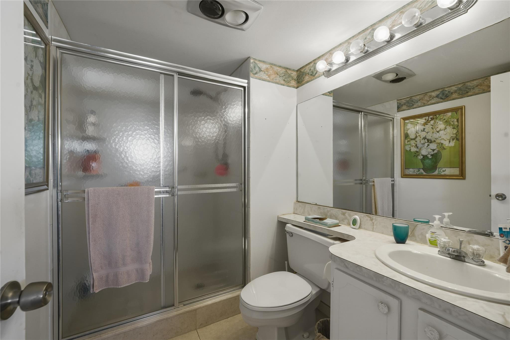 691 S Hollybrook Drive 304 Property Photo 5