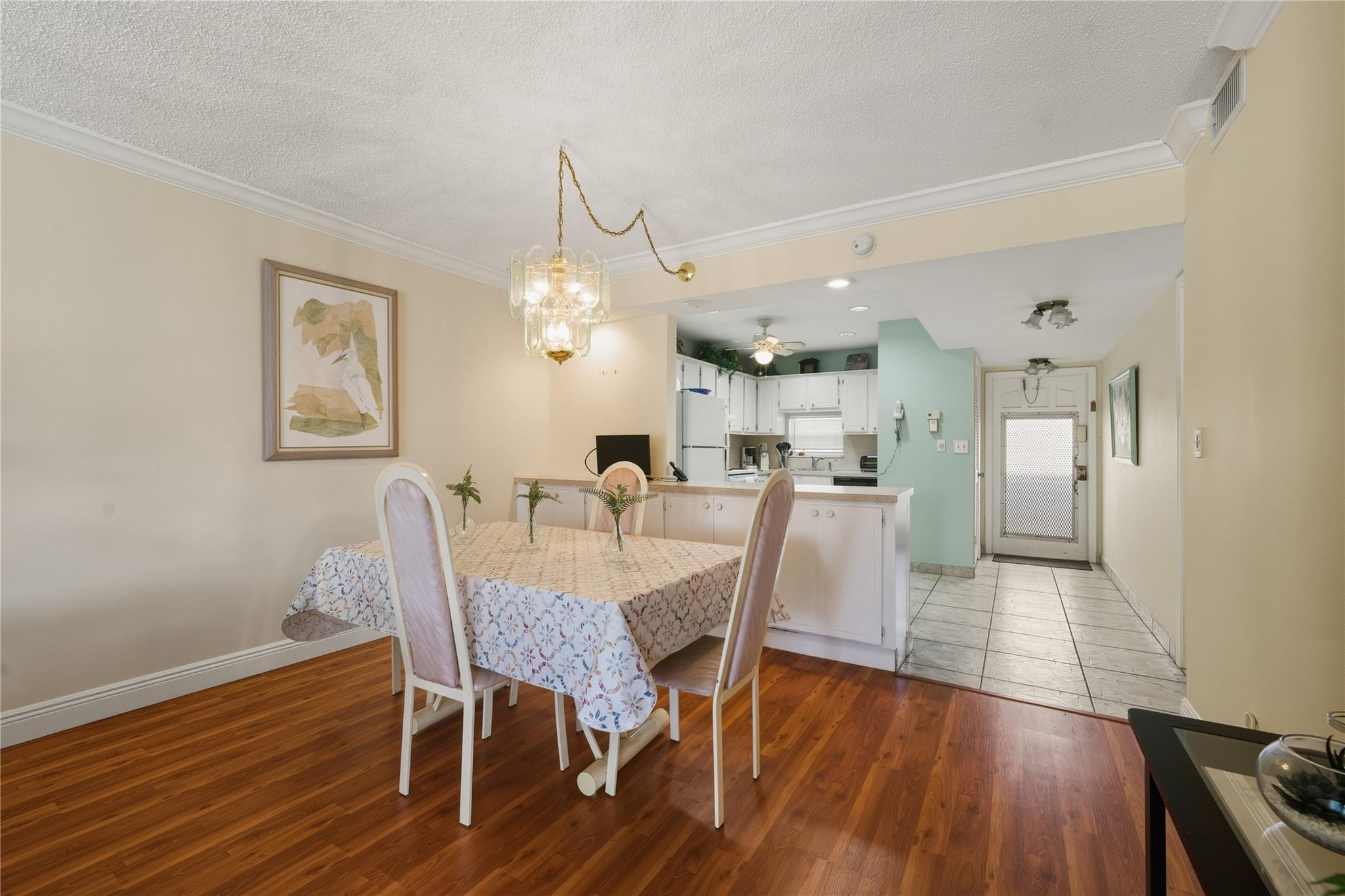691 S Hollybrook Drive 304 Property Photo 6