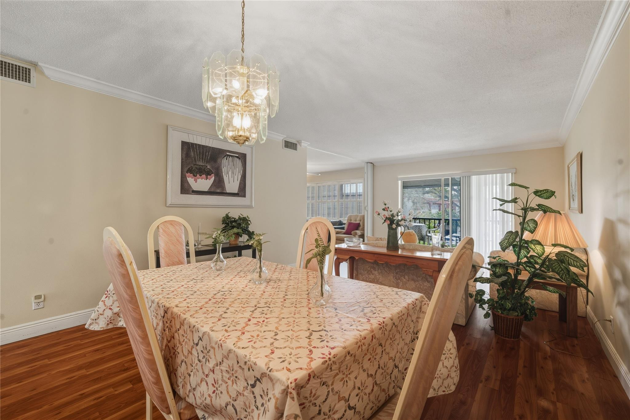 691 S Hollybrook Drive 304 Property Photo 14