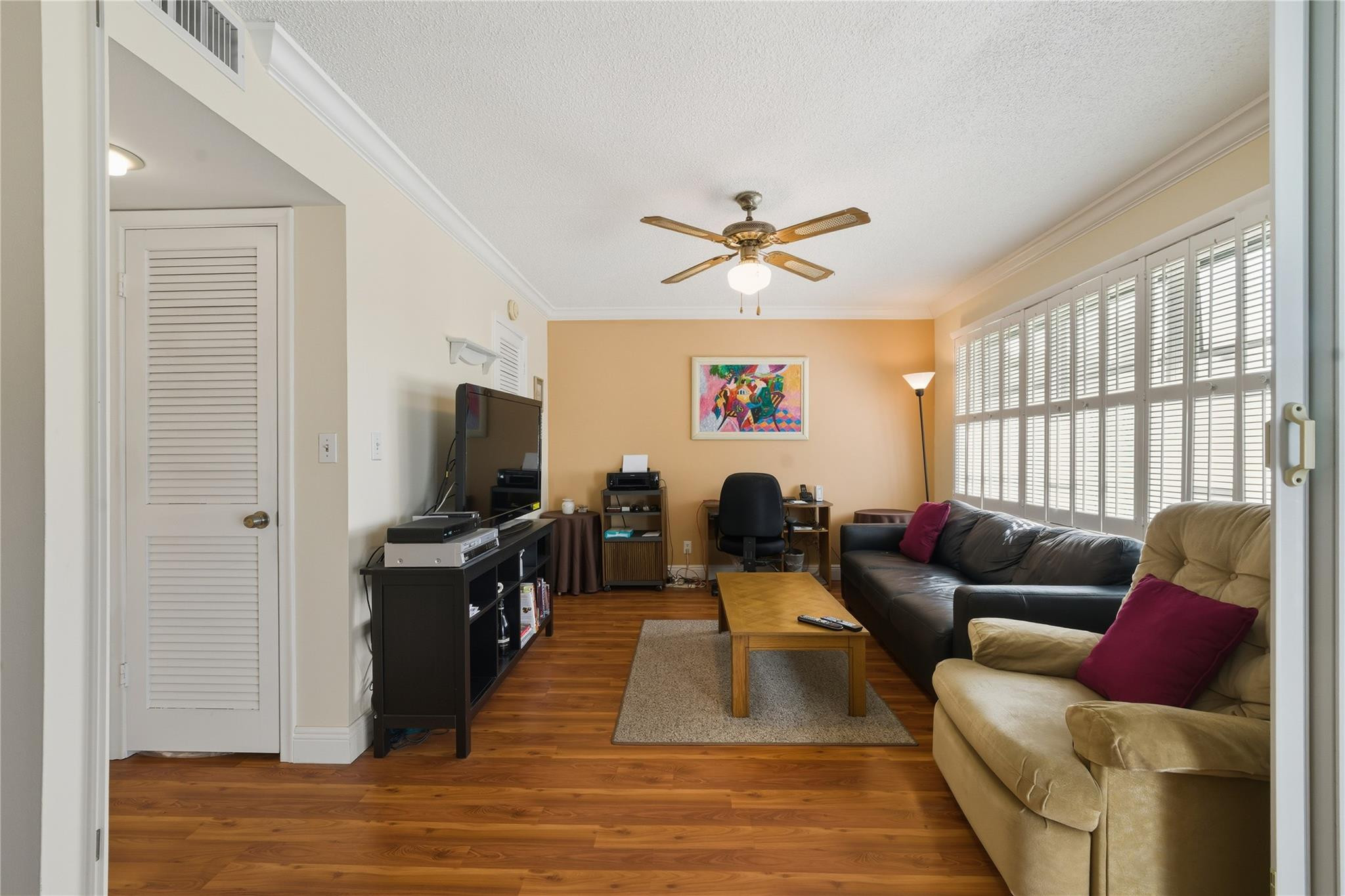 691 S Hollybrook Drive 304 Property Photo 15