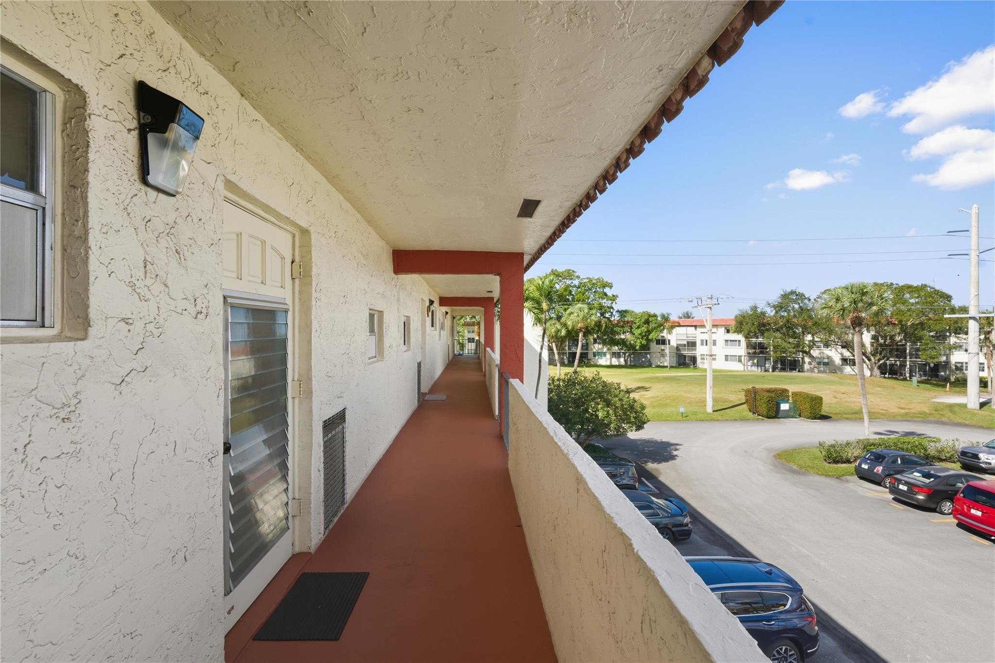 691 S Hollybrook Drive 304 Property Photo 23