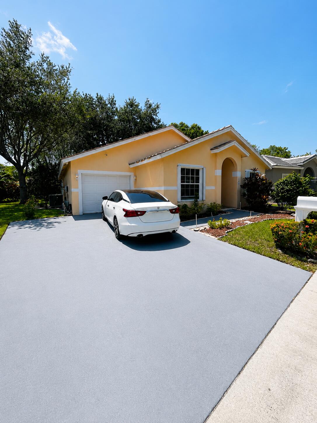 244 Caribe Court Property Photo 1