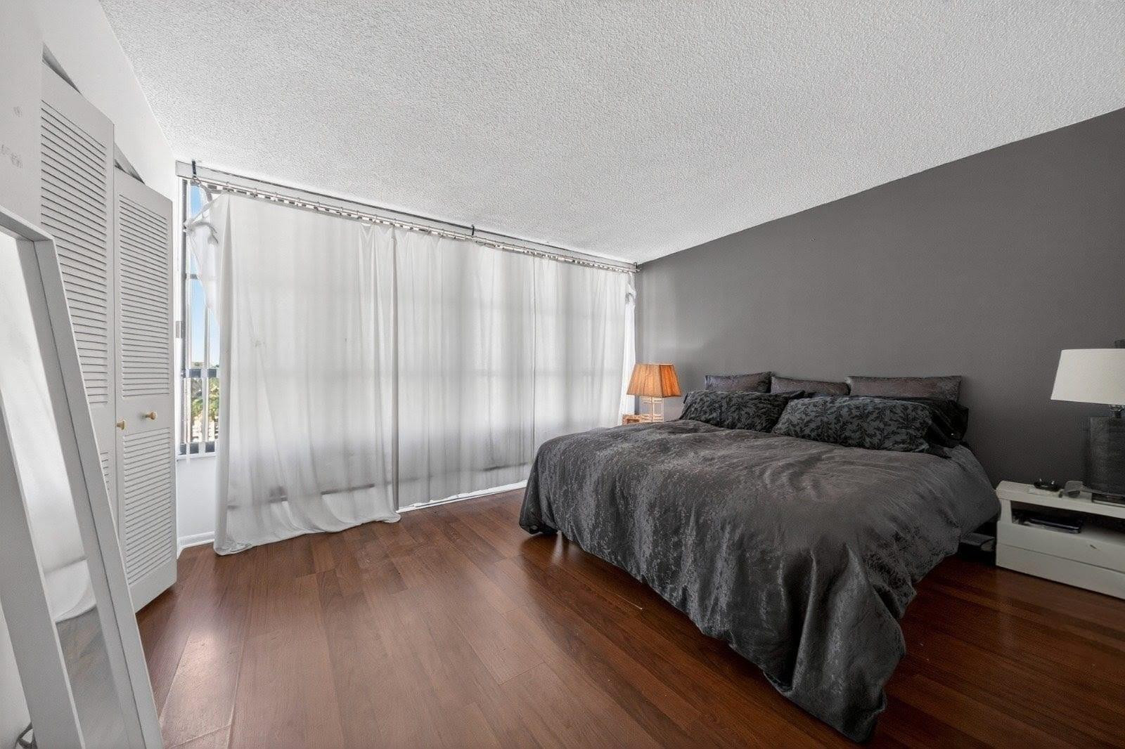 600 Three Islands Boulevard 406 Property Photo 11