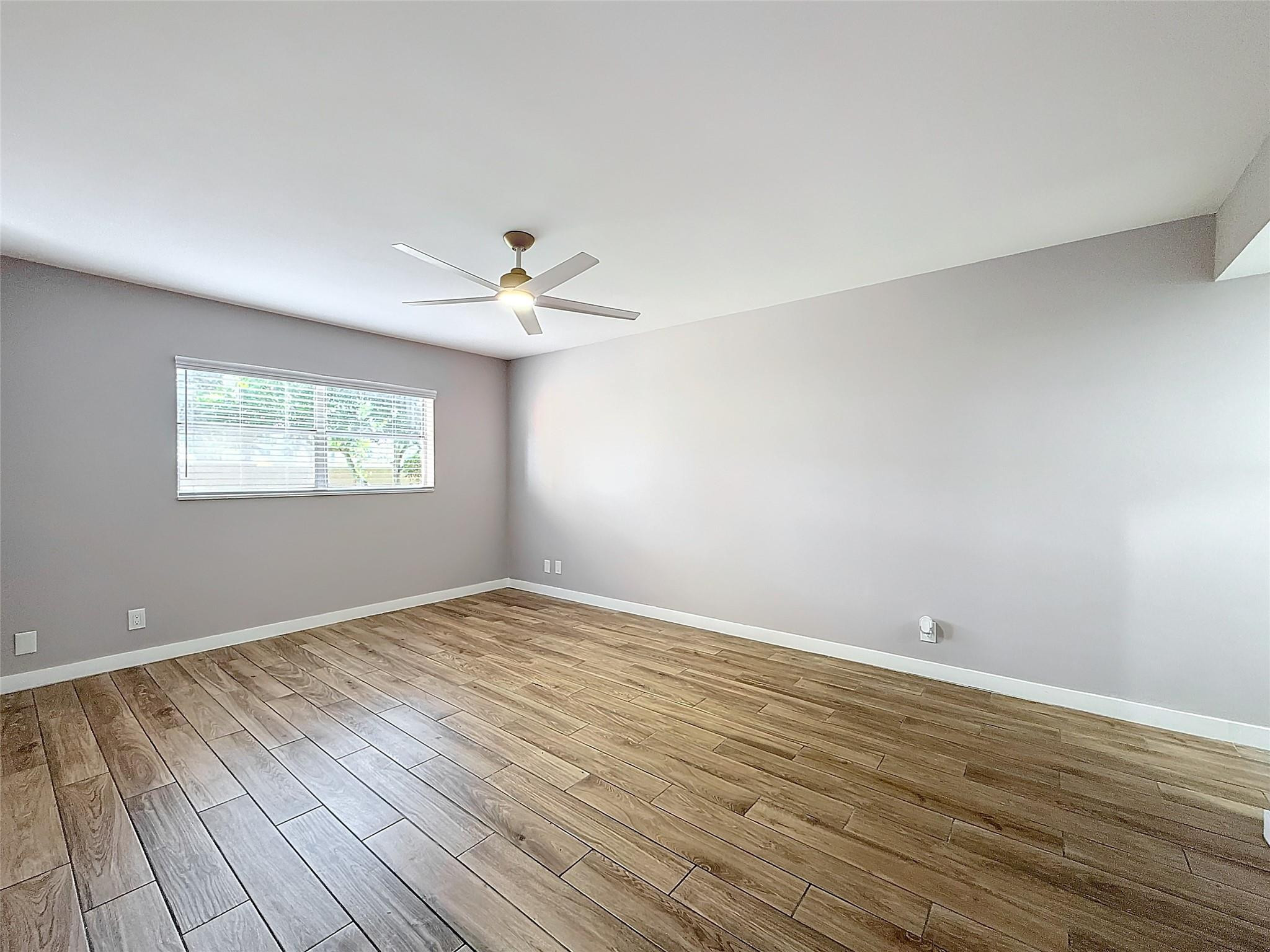 8818 W Mcnab Road 103 Property Photo 25