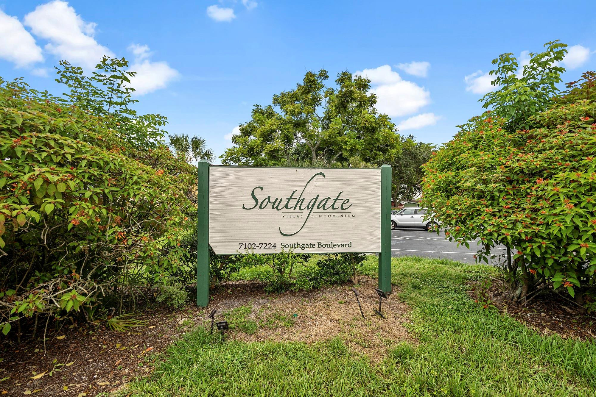 7110 Southgate Boulevard Property Photo 1