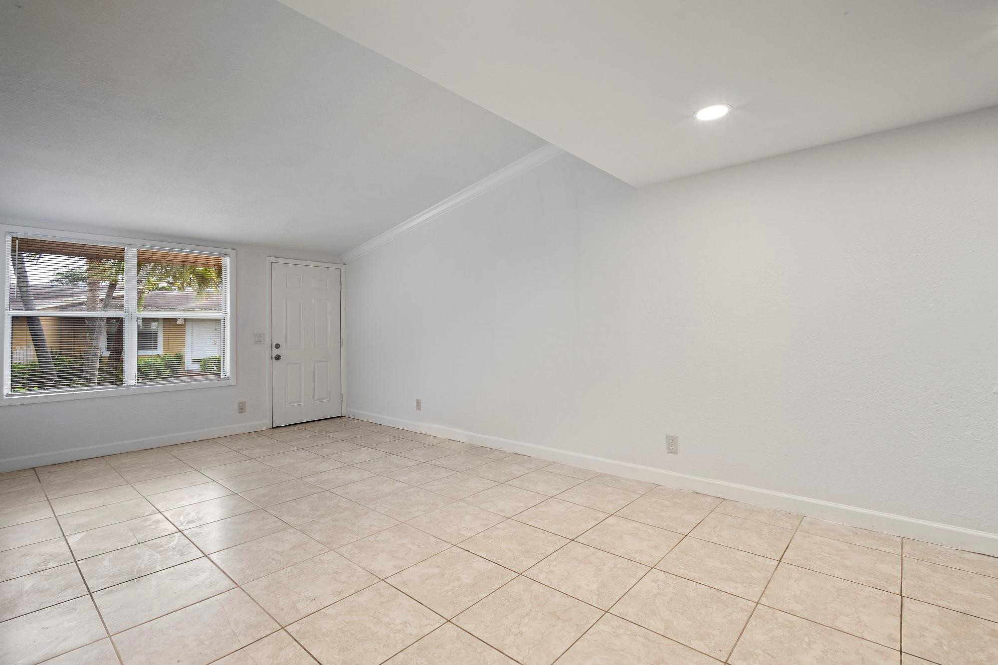 7110 Southgate Boulevard Property Photo 12
