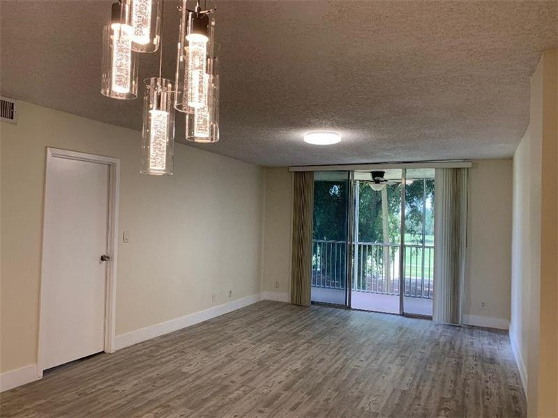 250 Jacaranda Drive 203 Property Photo 5