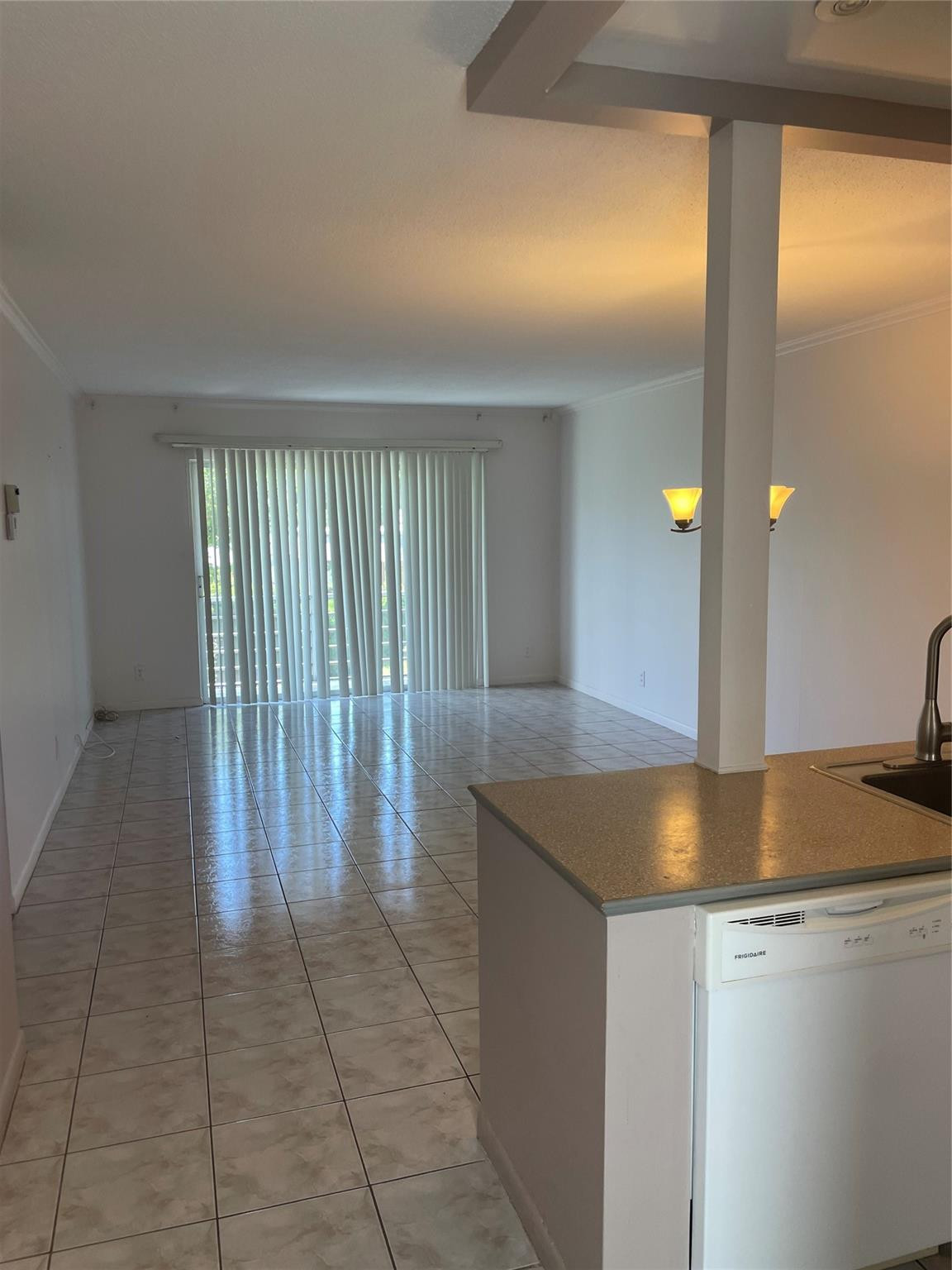 4421 Nw 16th Street G211 Property Photo 4