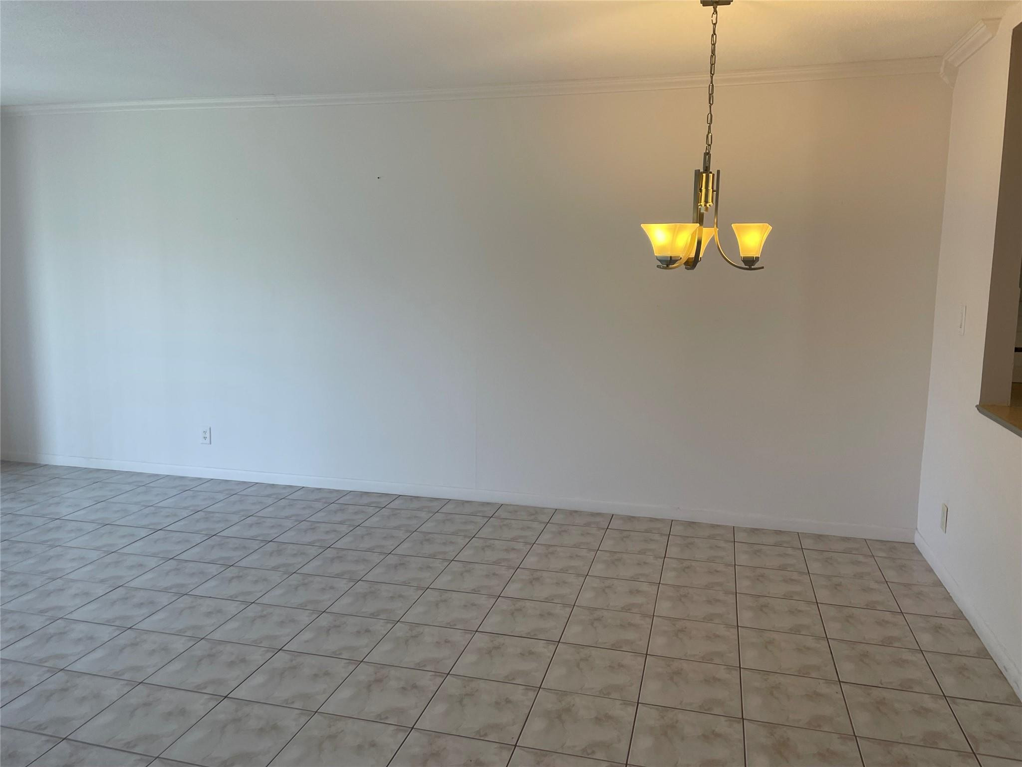 4421 Nw 16th Street G211 Property Photo 9