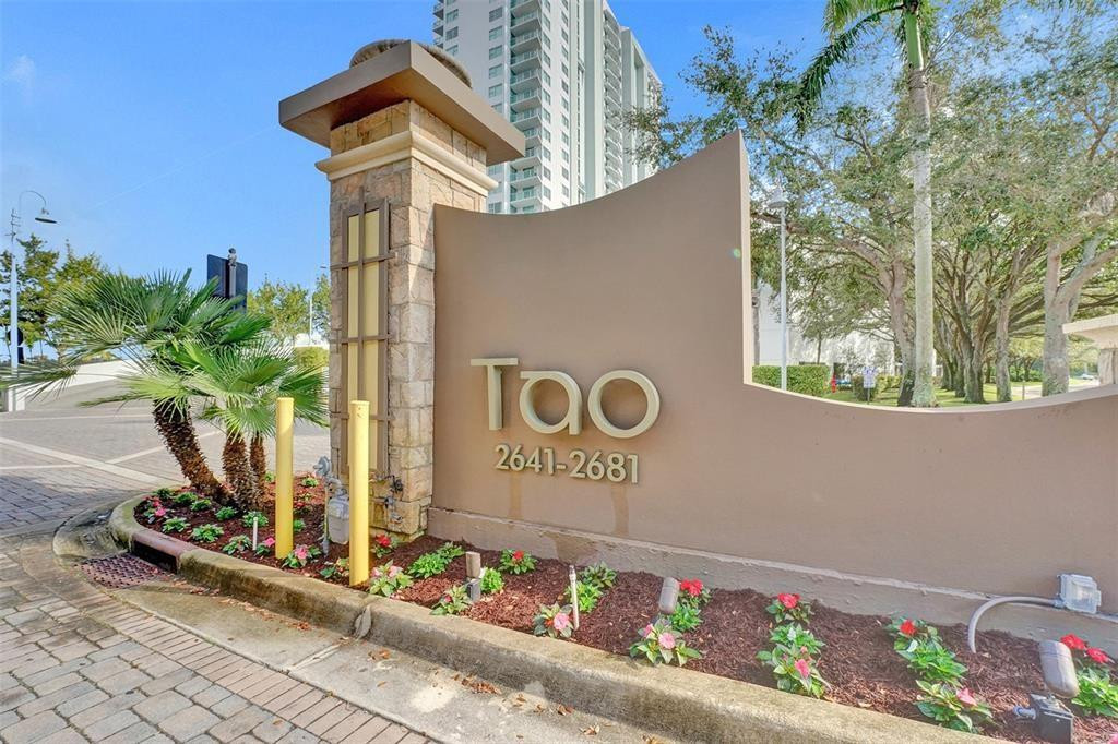 2681 N Flamingo Road 1003s Property Photo 2