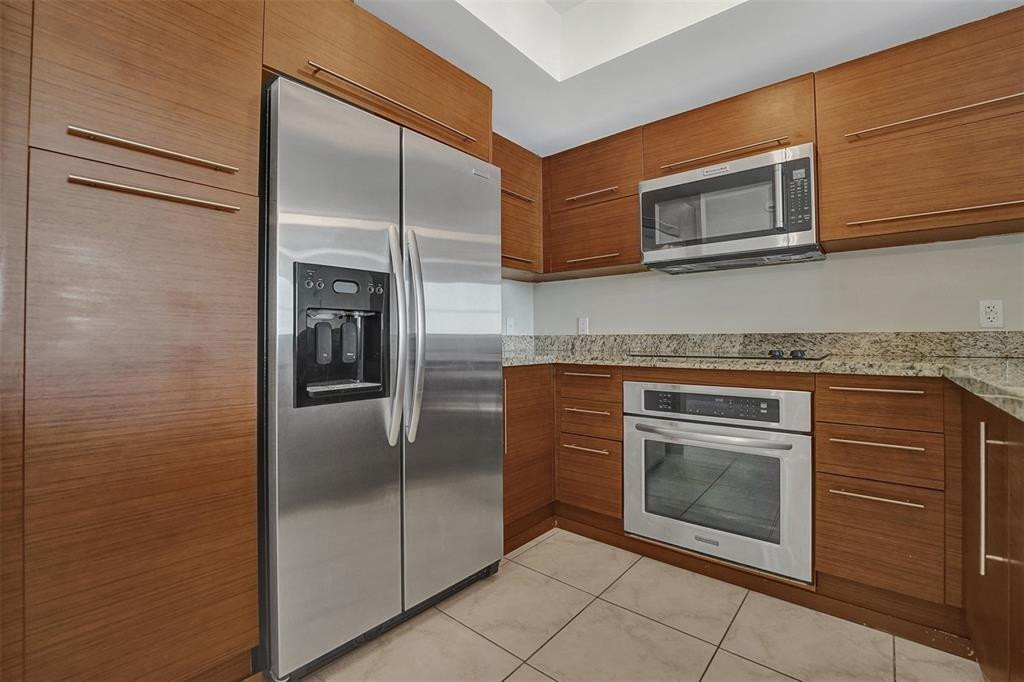 2681 N Flamingo Road 1003s Property Photo 7