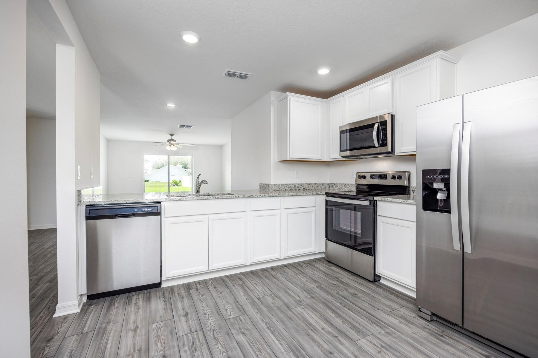1225 Sw Ackard Avenue Property Photo 4