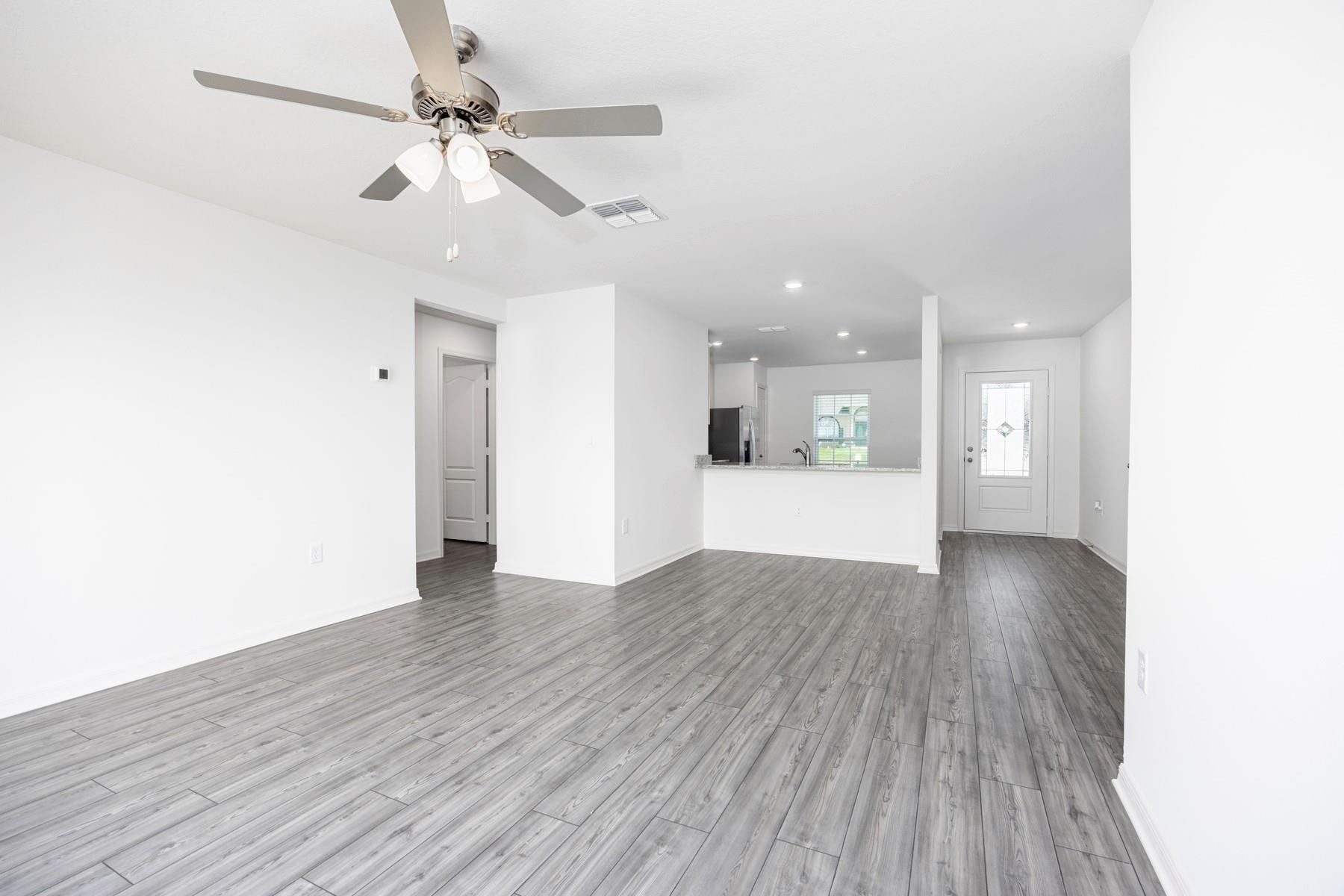 1225 Sw Ackard Avenue Property Photo 6