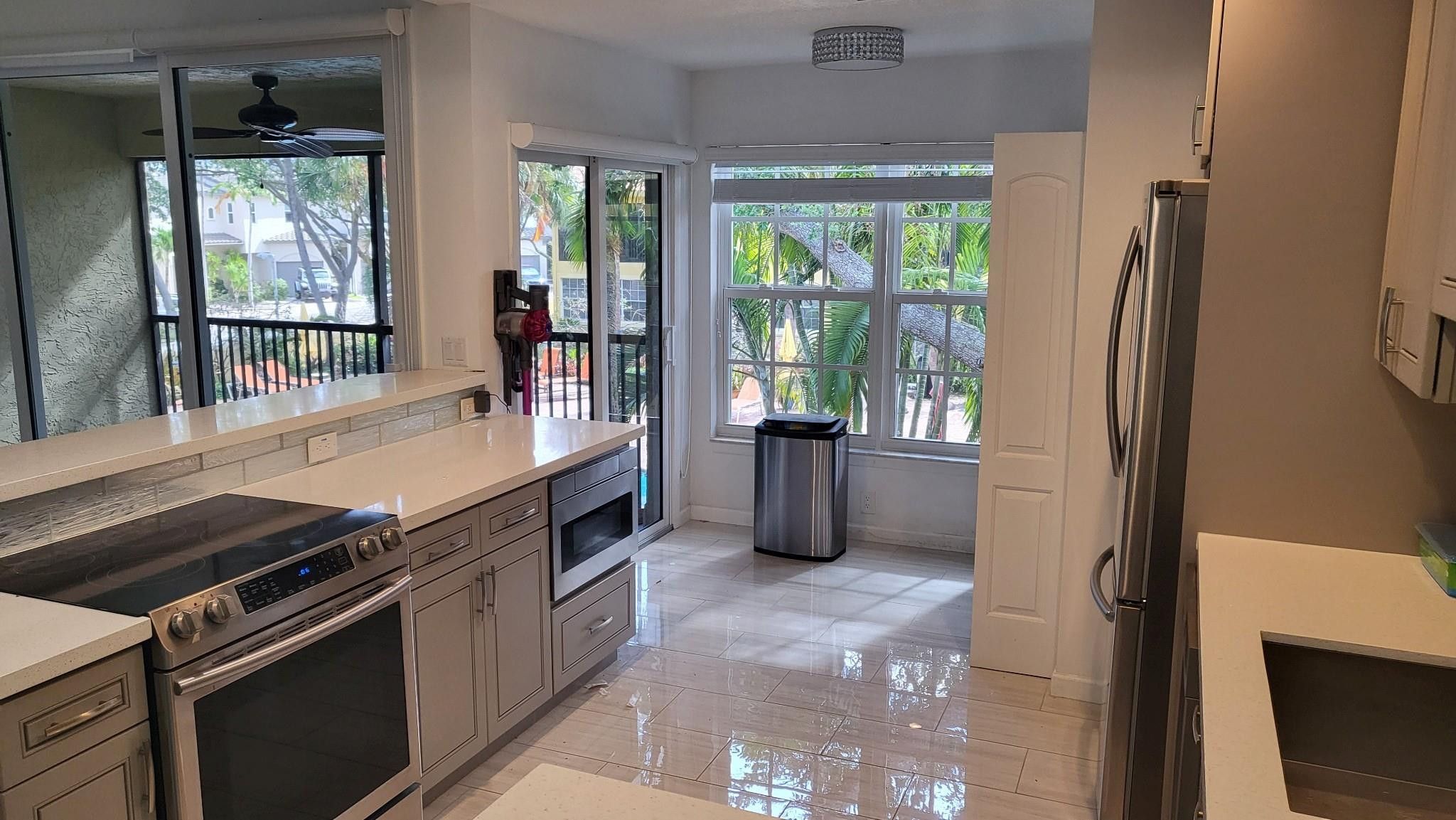 2121 S Ocean Boulevard 604 Property Photo 2