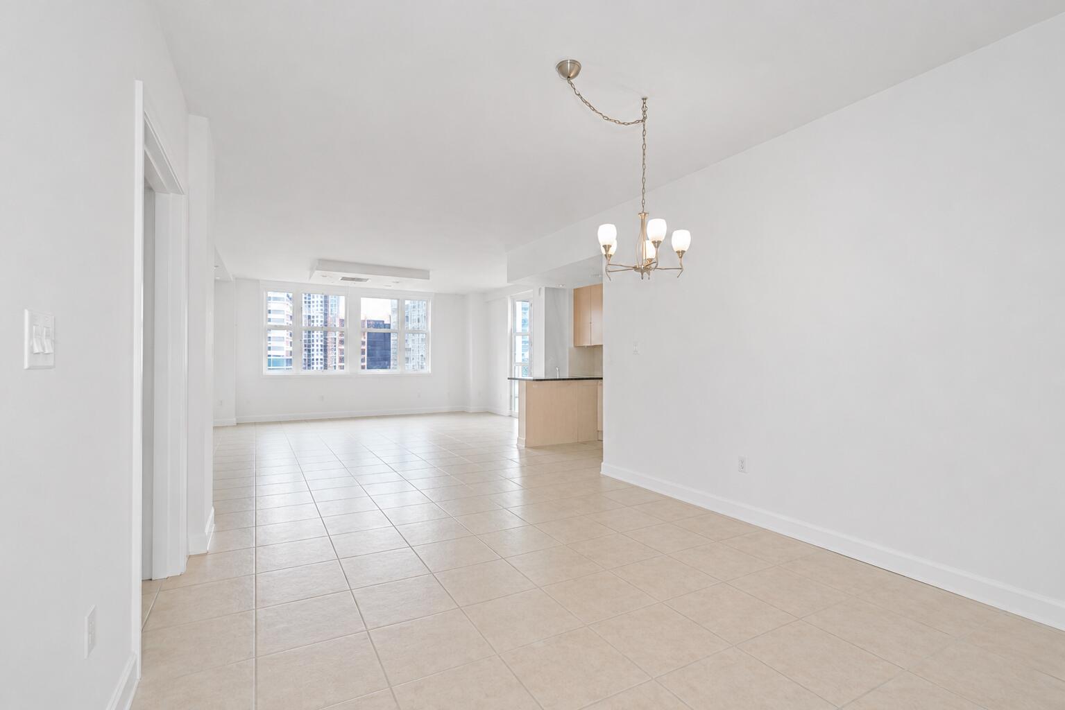 511 Se 5th Avenue 1217 Property Photo 11