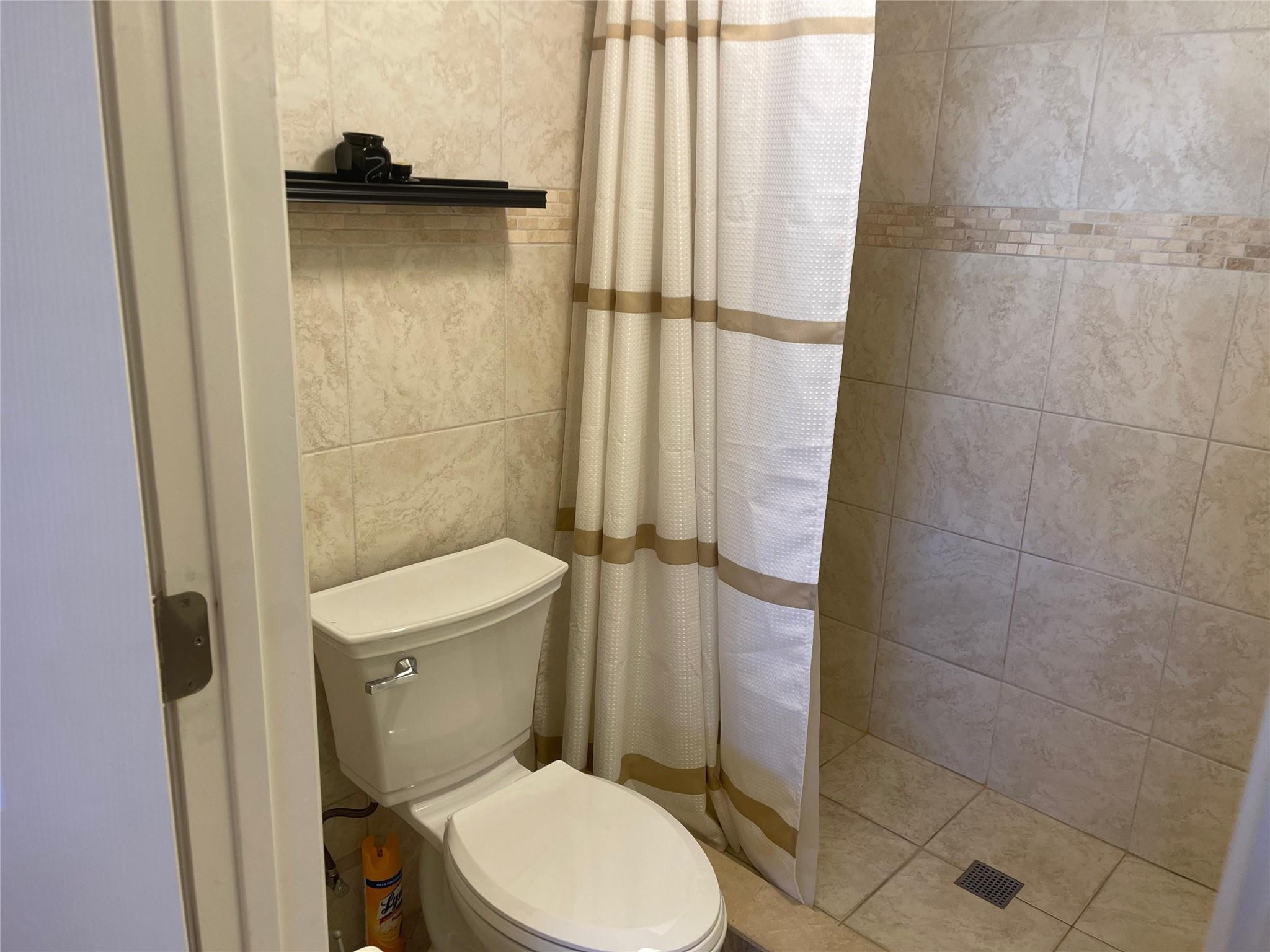 2566 S Garden Drive 108 Property Photo 14