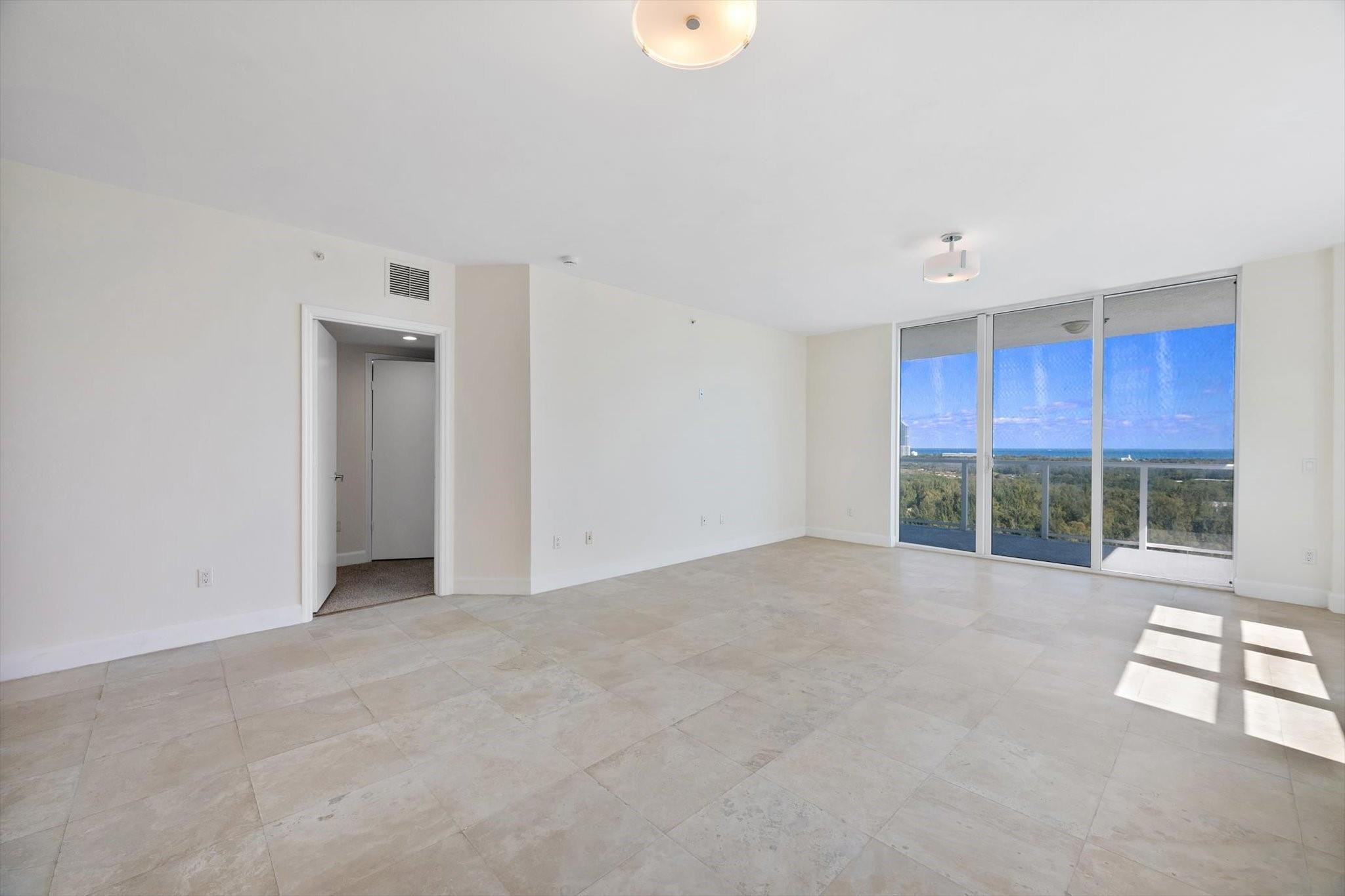 15051 Royal Oaks Lane 2106 Property Photo 6
