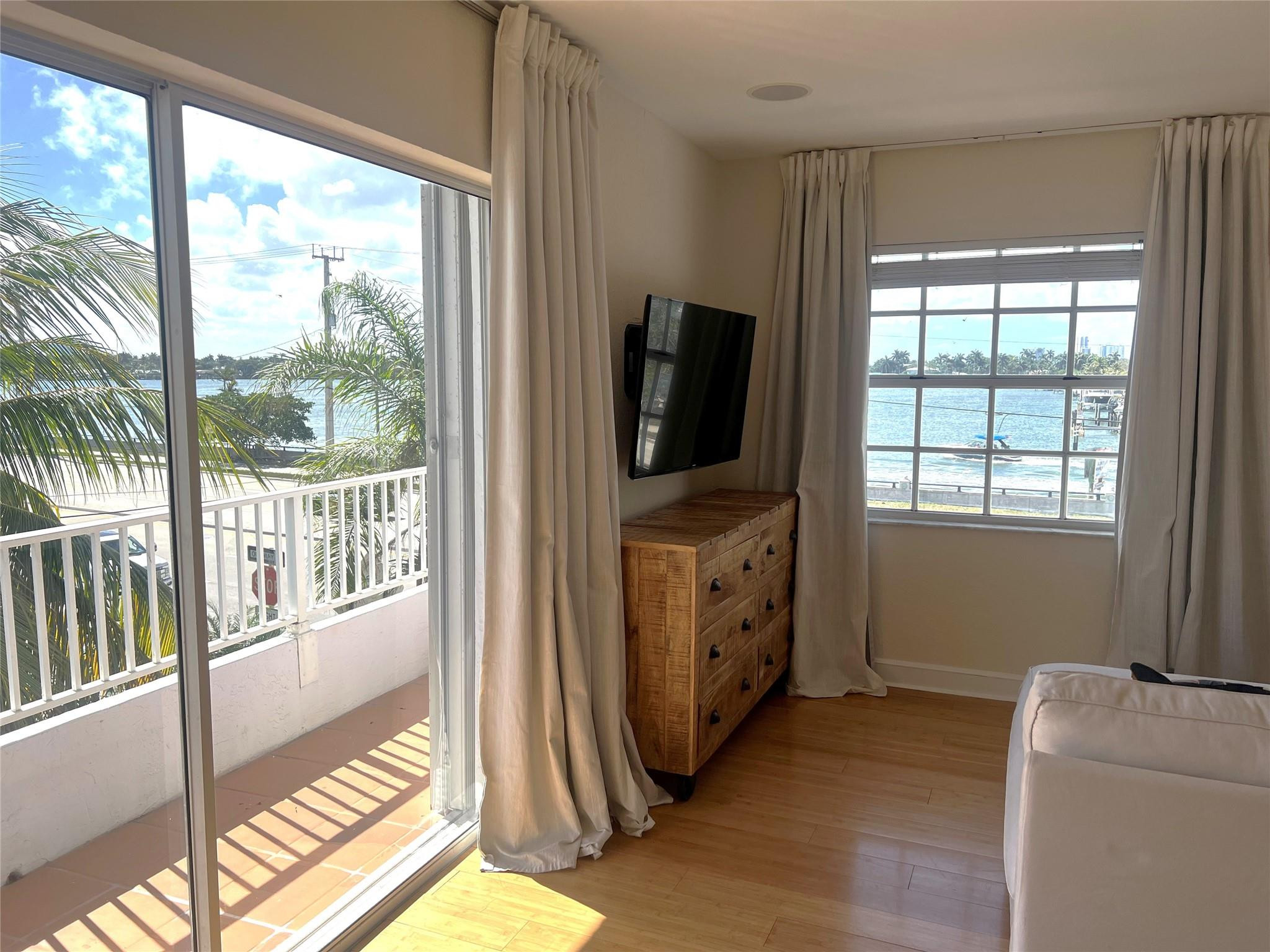 355 Virginia Street Property Photo 10