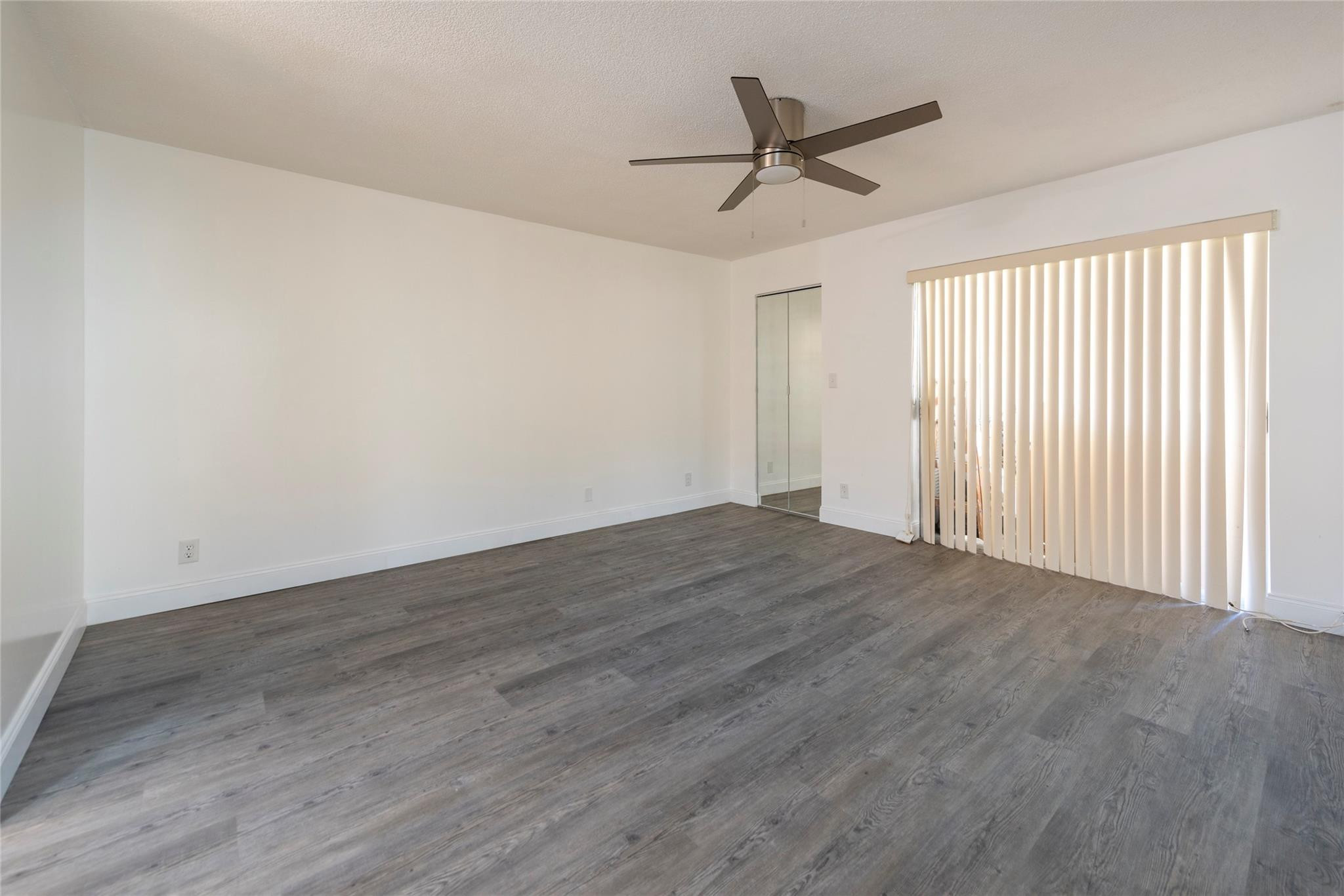 6100 Nw 44th Street 302 Property Photo 14