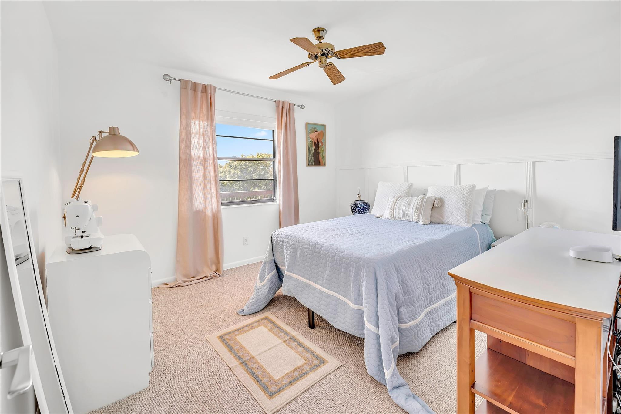 4975 E Sabal Palm Boulevard 408 Property Photo 9