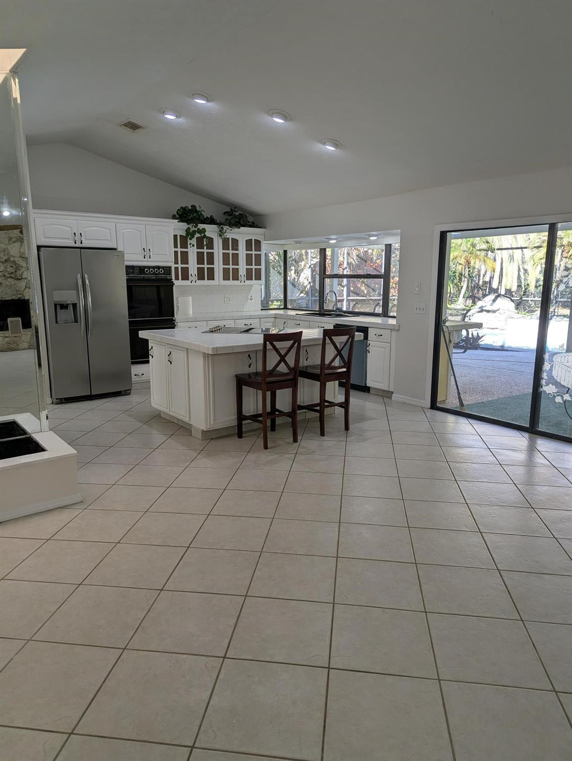 1961 Se Gena Road Property Photo 8